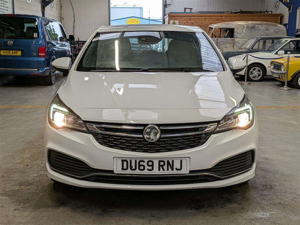 <p>2019 VAUXHALL ASTRA SRI VX-LINE NAV TUR</p>