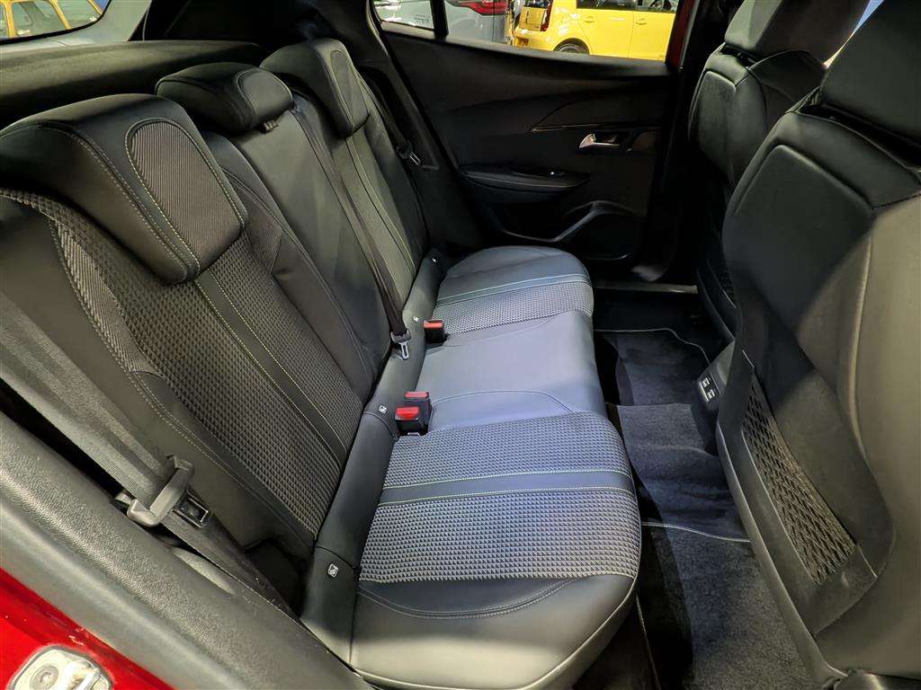 <p>2020 PEUGEOT 2008 GT LINE PURETECH S/S</p>