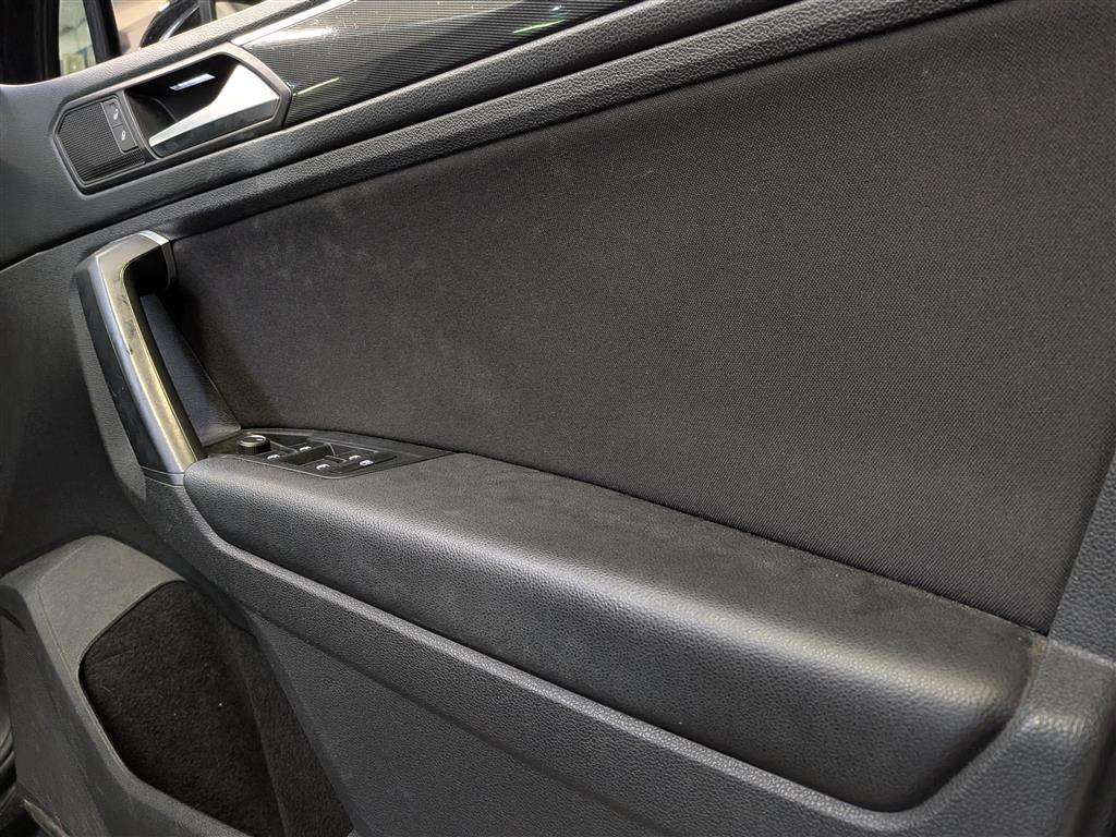 <p>2019 VOLKSWAGEN TIGUAN SEL TDI S-A</p>