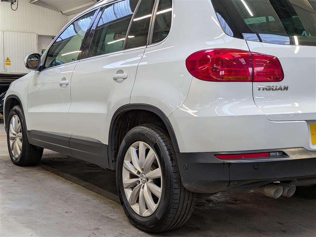 <p>2015 VOLKSWAGEN TIGUAN MATCH TDI BMT 4MOT</p>