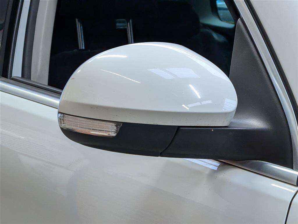 <p>2015 VOLKSWAGEN TIGUAN MATCH TDI BMT 4MOT</p>