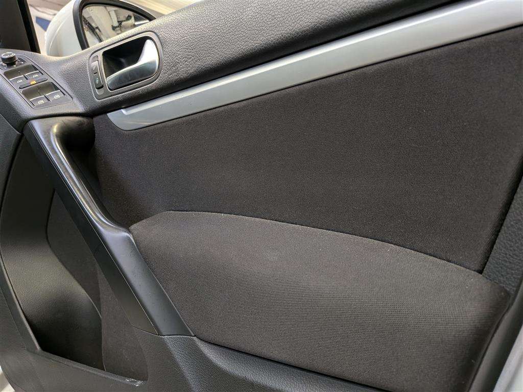 <p>2015 VOLKSWAGEN TIGUAN MATCH TDI BMT 4MOT</p>