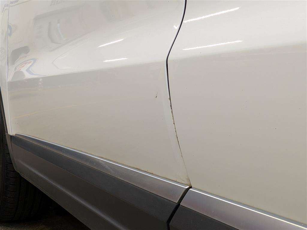 <p>2015 VOLKSWAGEN TIGUAN MATCH TDI BMT 4MOT</p>