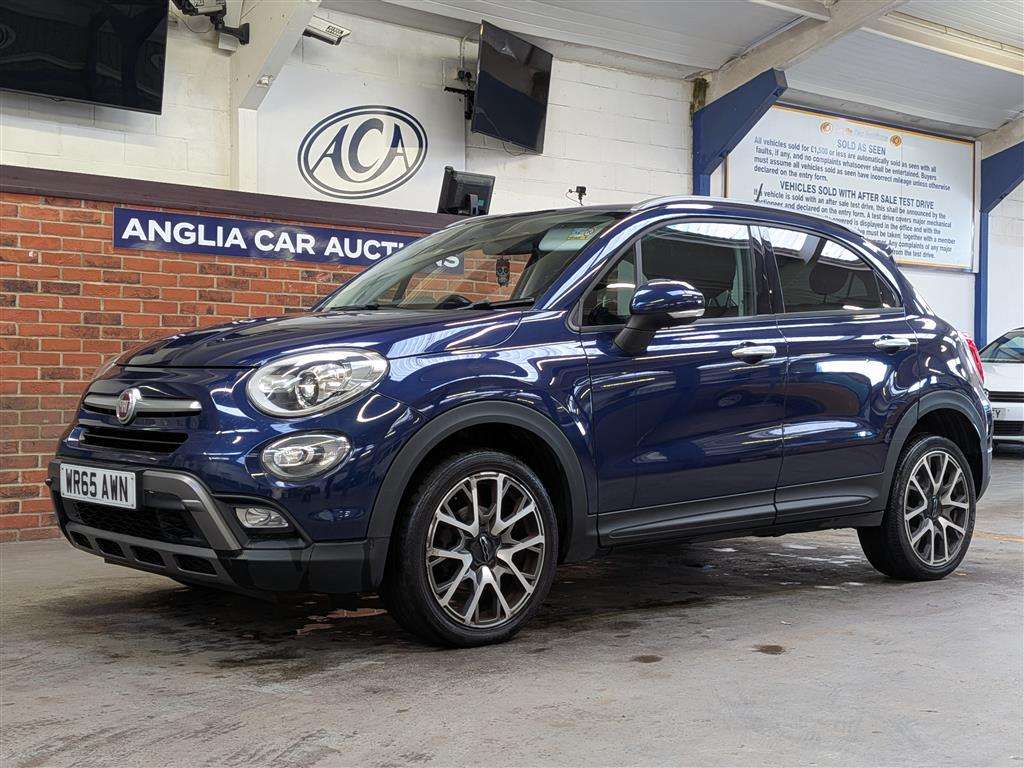 <p>2015 FIAT 500X CROSS + MULTIJET</p>