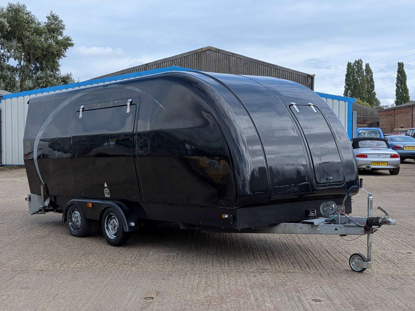 <p>2011 PRG TRACSPORTER XW COVER CAR TRAILER</p>