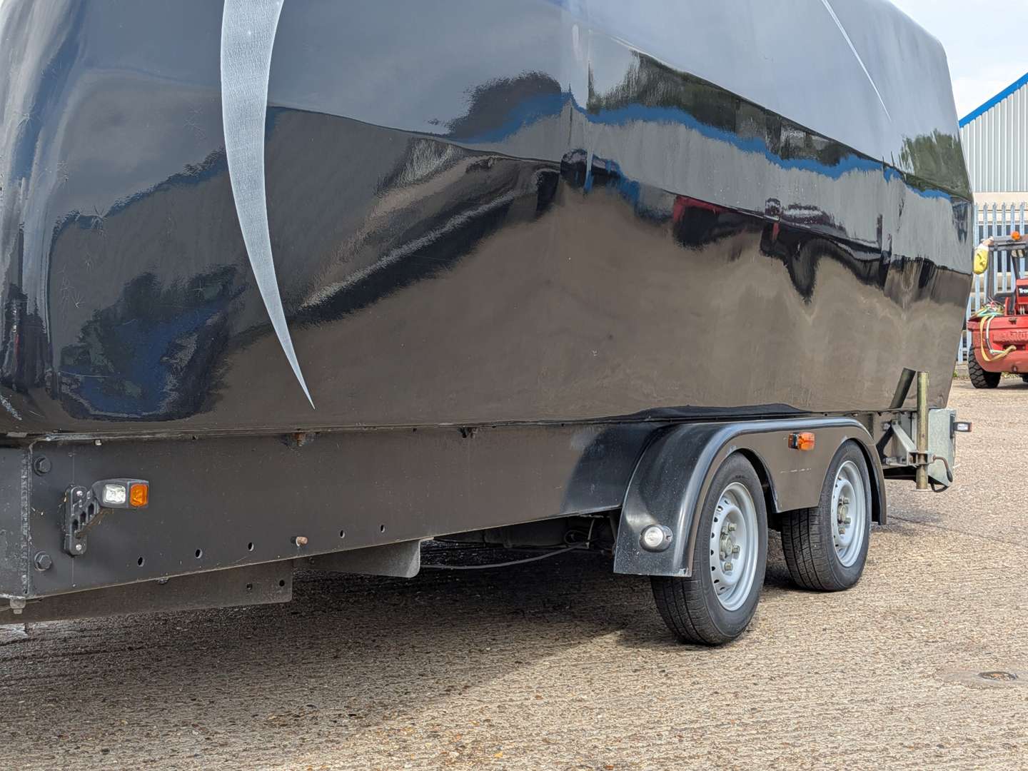 <p>2011 PRG TRACSPORTER XW COVER CAR TRAILER</p>