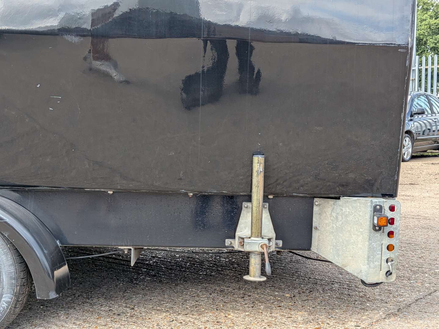 <p>2011 PRG TRACSPORTER XW COVER CAR TRAILER</p>