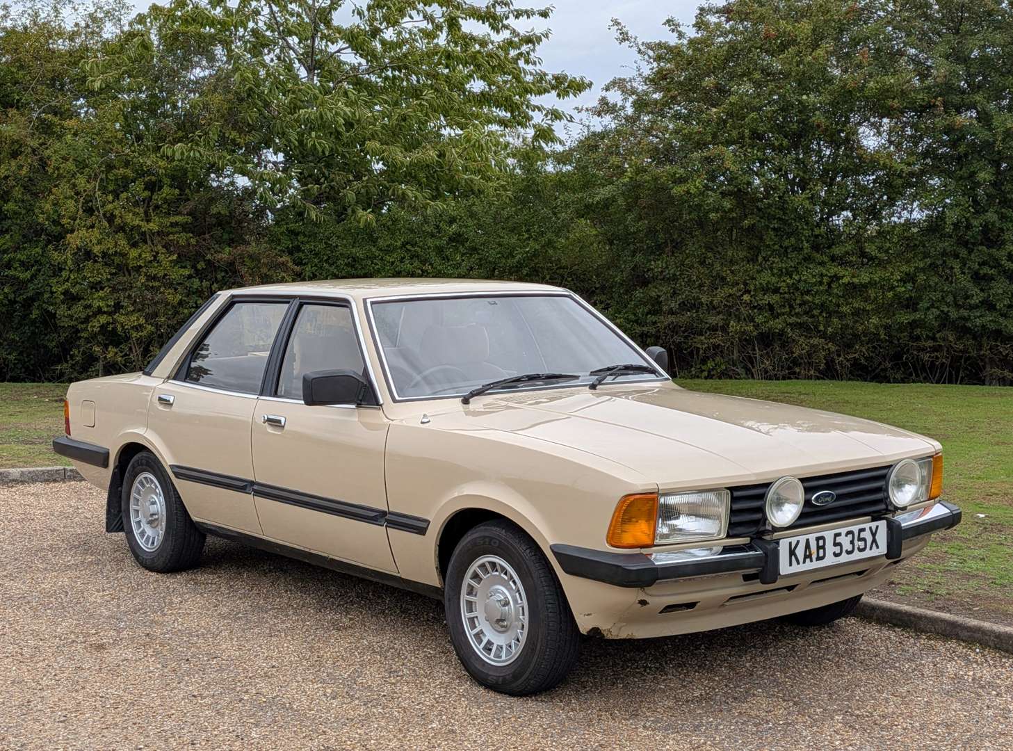 <p>1982 FORD CORTINA GL</p>
