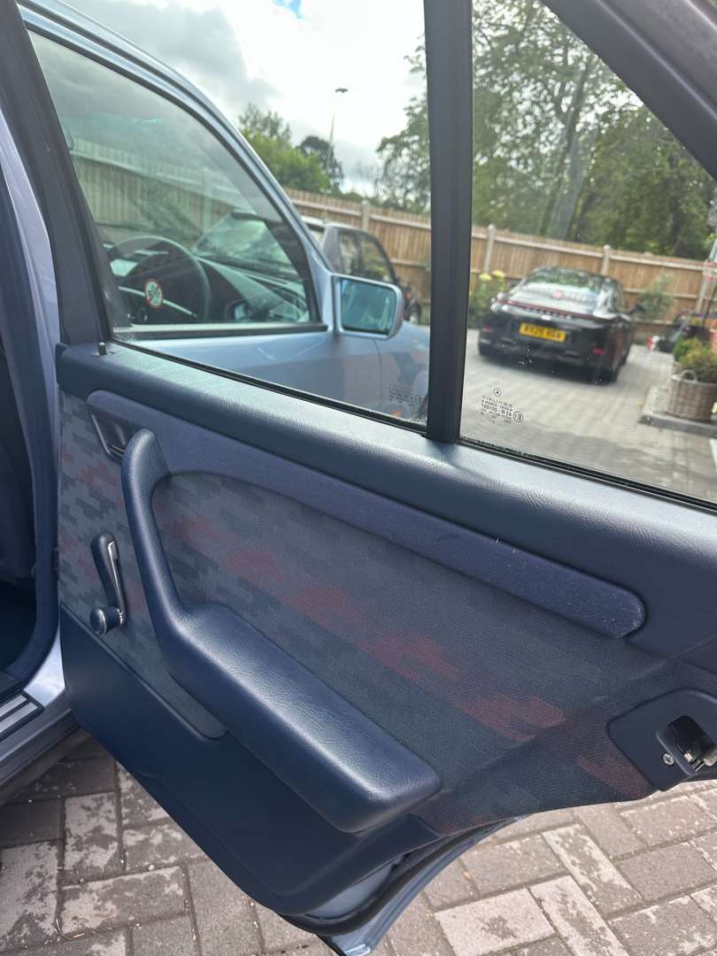<p>1995 MERCEDES C180 CLASSIC W202 AUTO - ONE REGISTERED KEEPER FROM NEW</p>