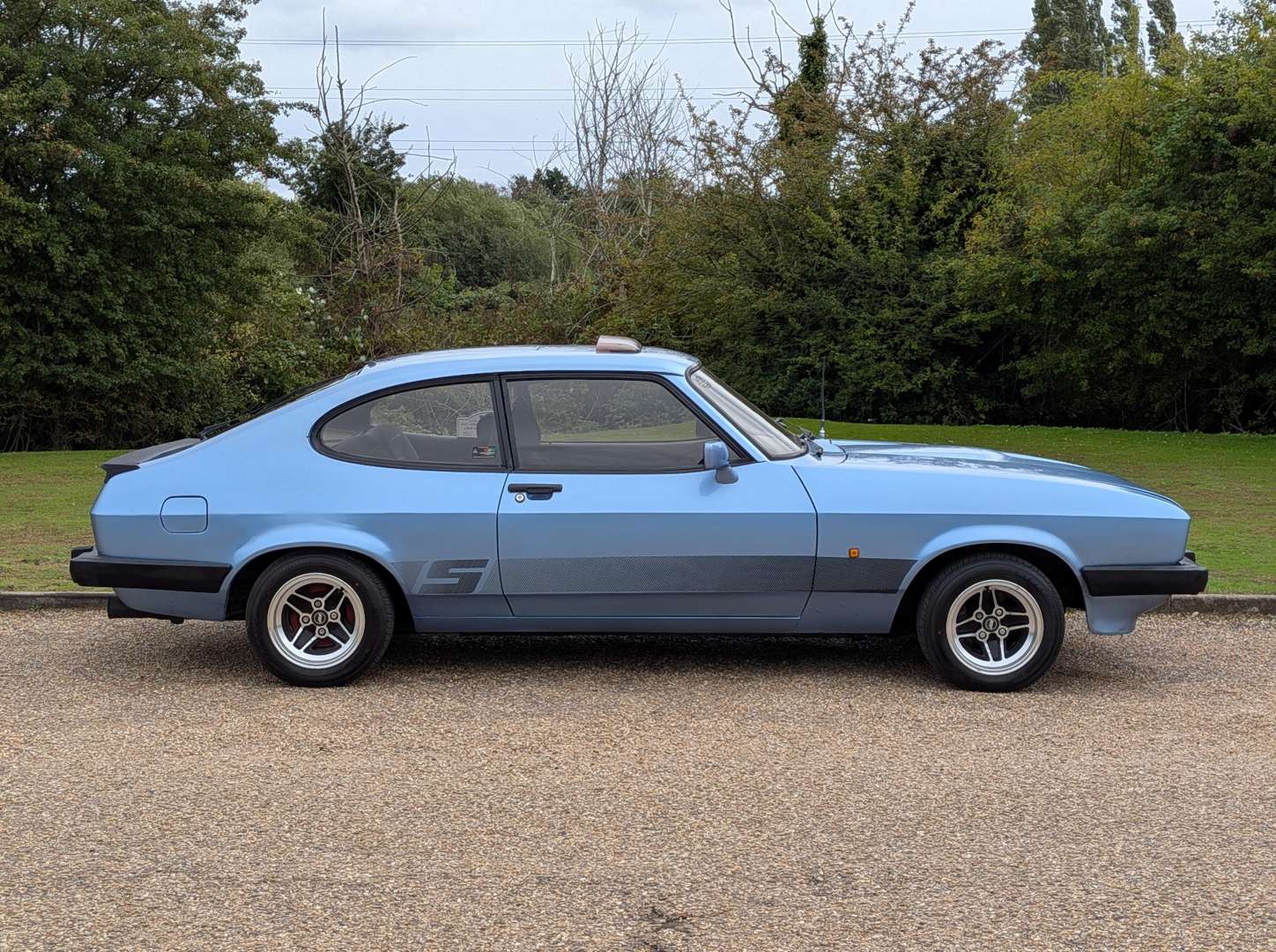 <p>1979 FORD CAPRI GHIA 3.0 MANUAL</p>