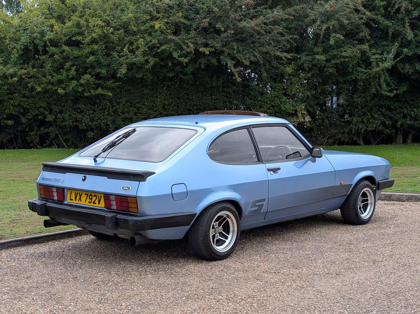 <p>1979 FORD CAPRI GHIA 3.0 MANUAL</p>