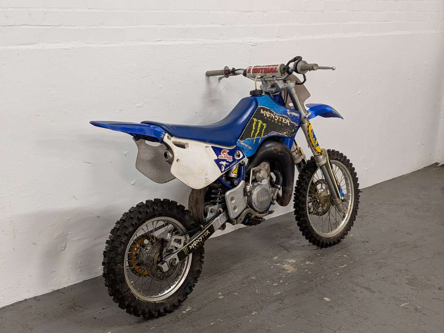 <p>2000 YAMAHA YZ80 TRIALS BIKE&nbsp;</p>