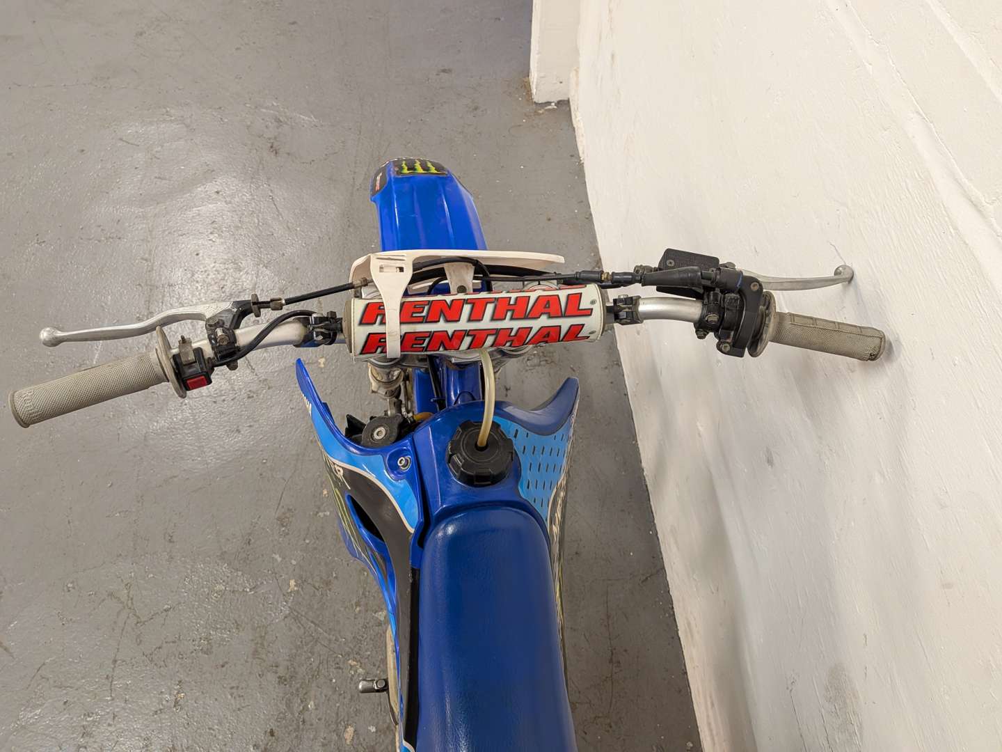 <p>2000 YAMAHA YZ80 TRIALS BIKE&nbsp;</p>