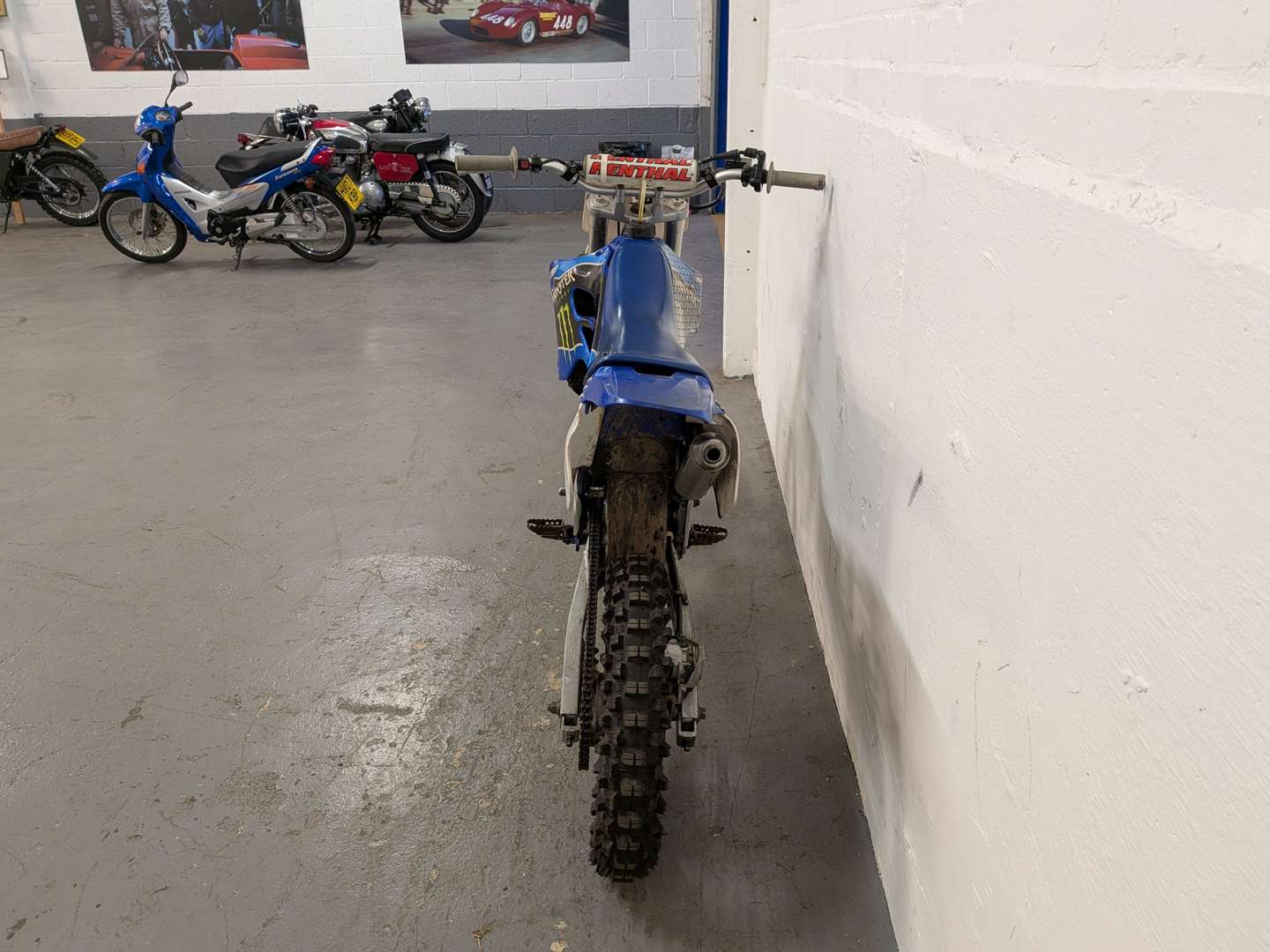 <p>2000 YAMAHA YZ80 TRIALS BIKE&nbsp;</p>