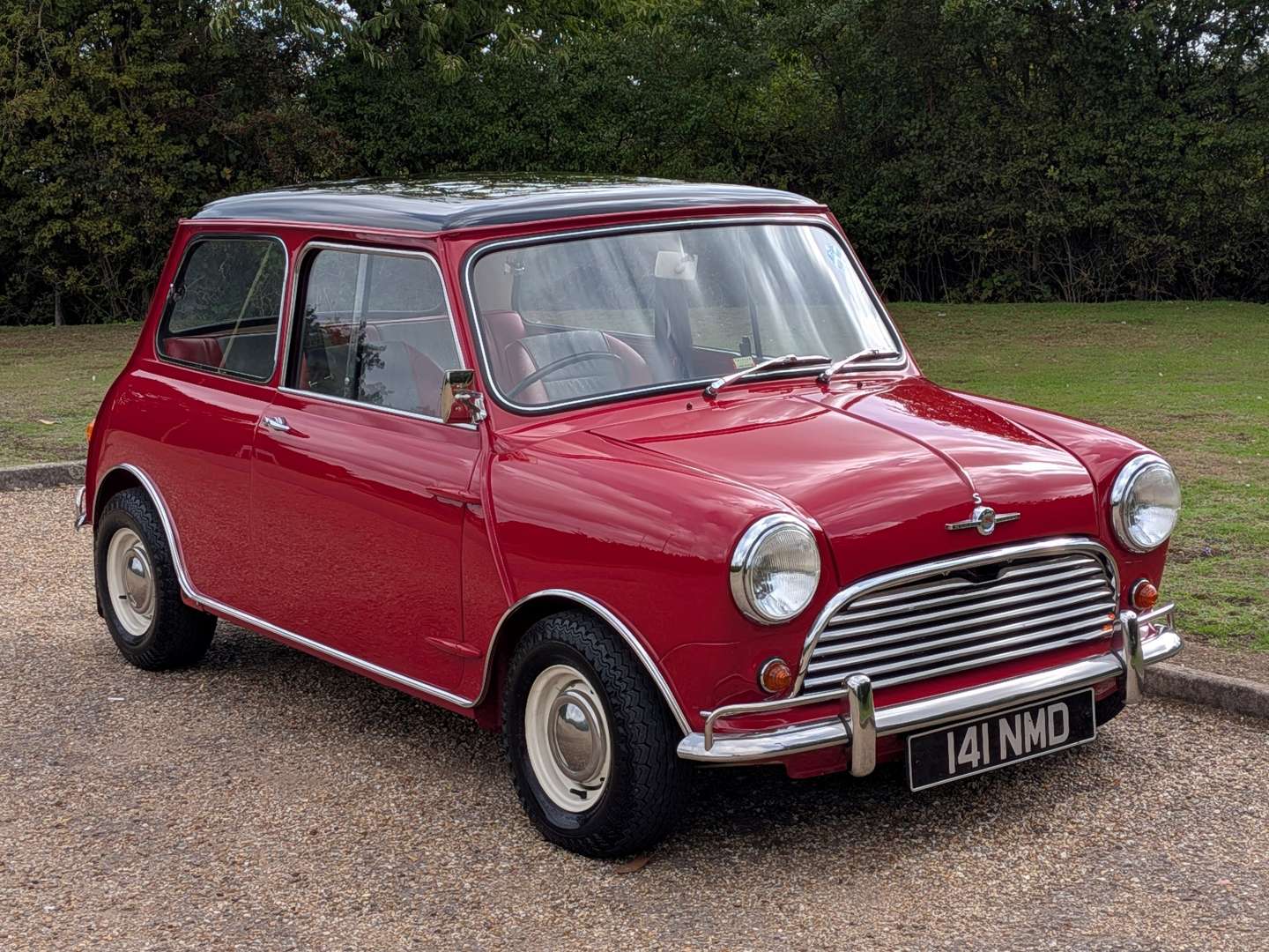 <p>1965 MORRIS MINI COOPER S MK1</p>