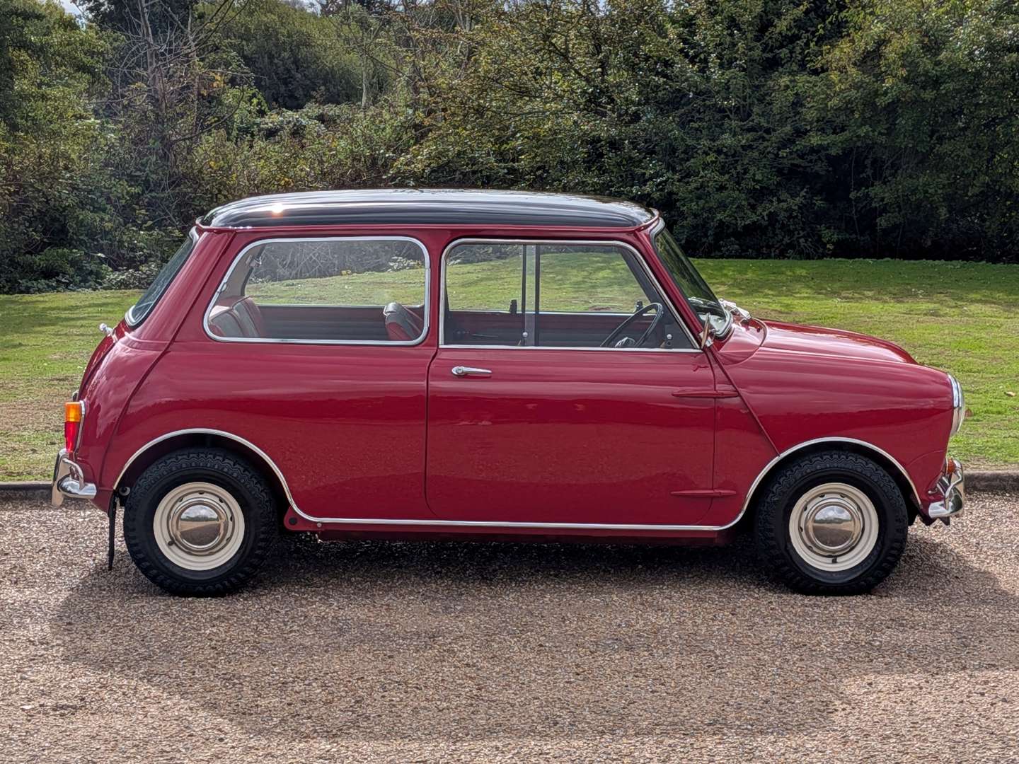 <p>1965 MORRIS MINI COOPER S MK1</p>