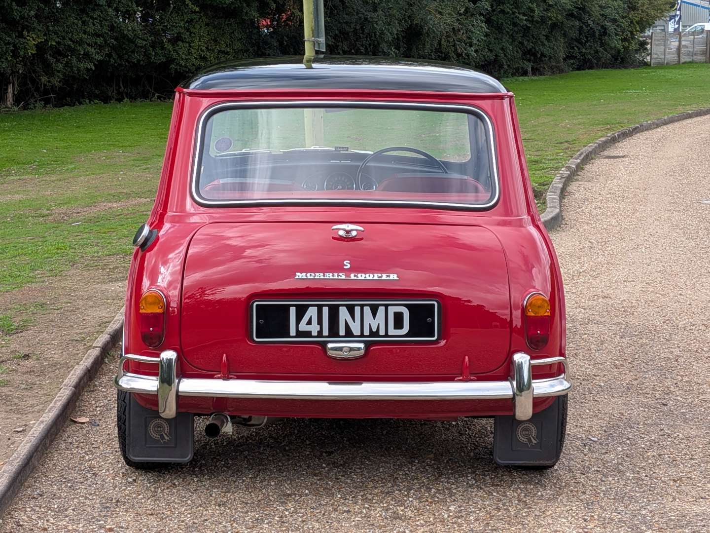 <p>1965 MORRIS MINI COOPER S MK1</p>