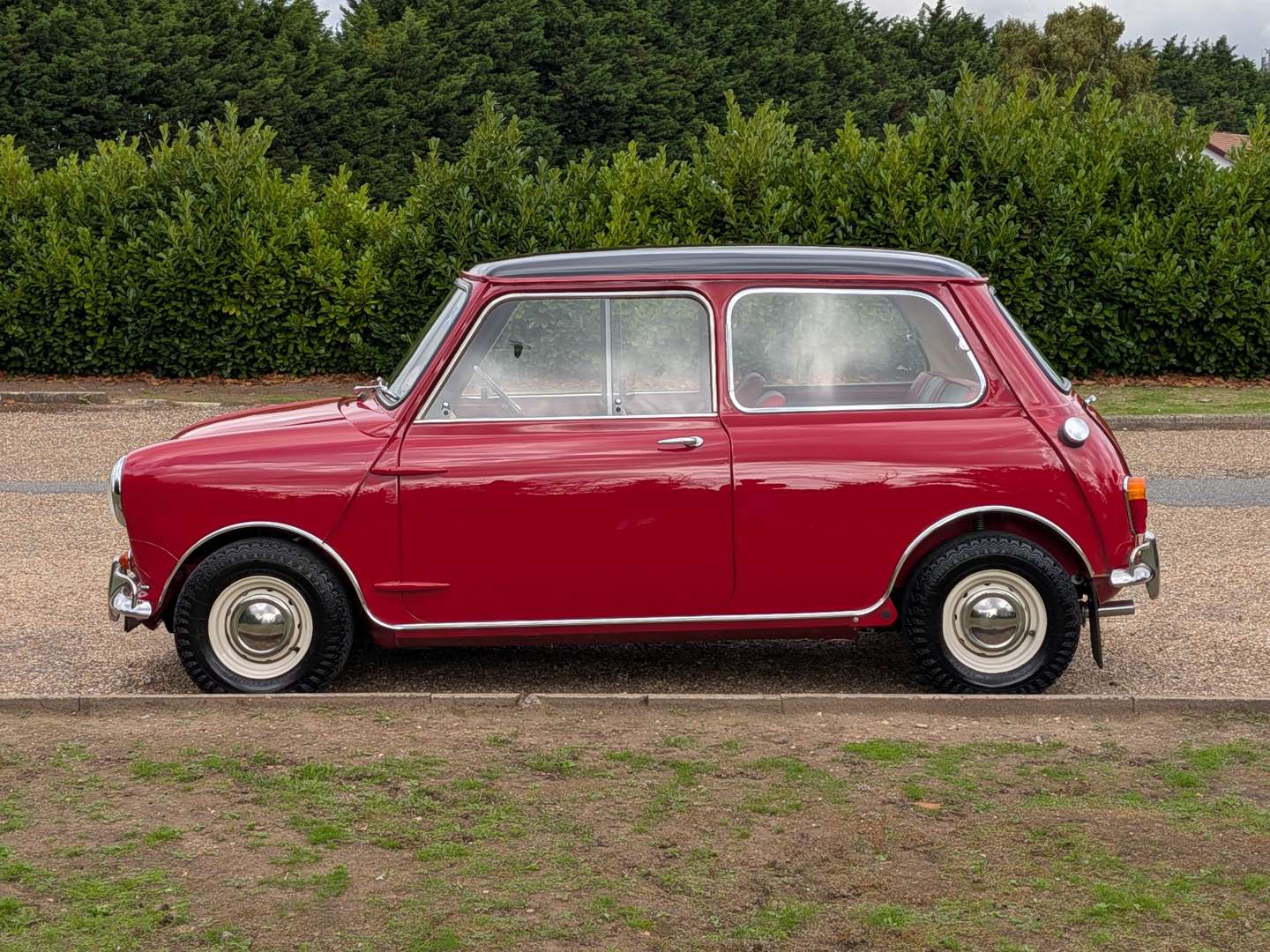 <p>1965 MORRIS MINI COOPER S MK1</p>