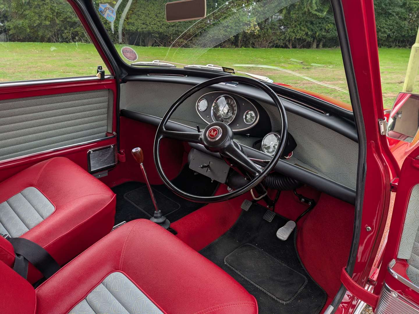 <p>1965 MORRIS MINI COOPER S MK1</p>