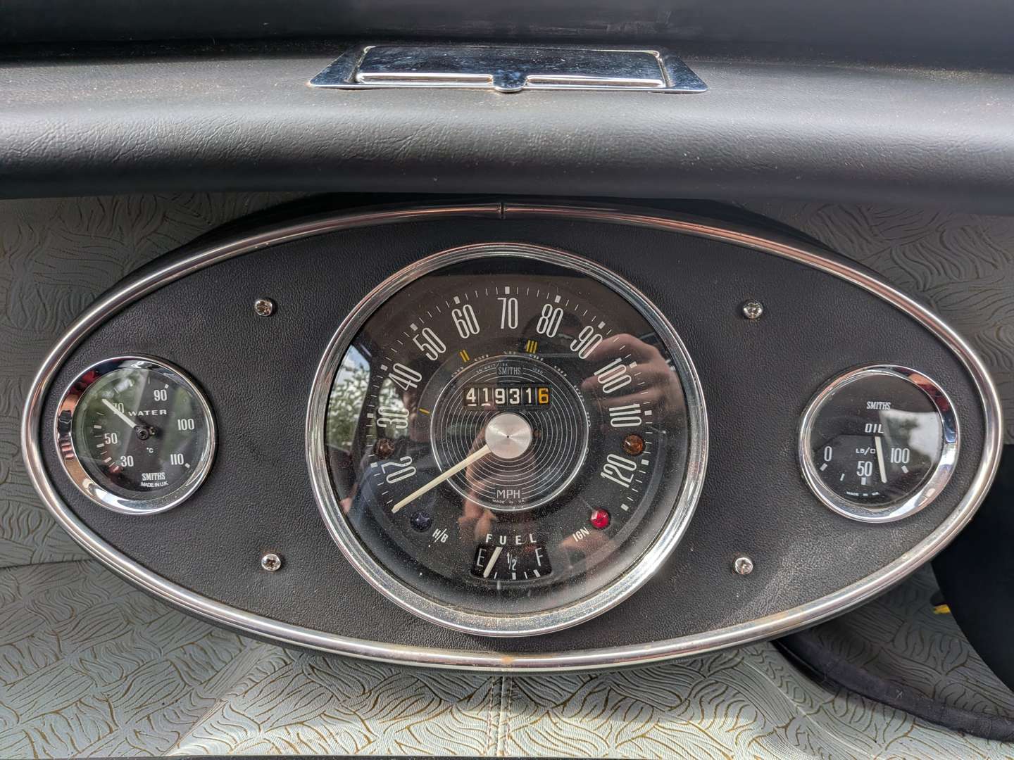 <p>1965 MORRIS MINI COOPER S MK1</p>