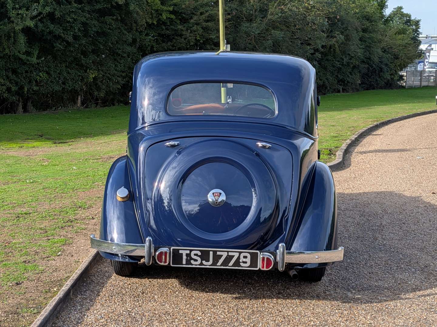 <p>1946 ROVER P2</p>