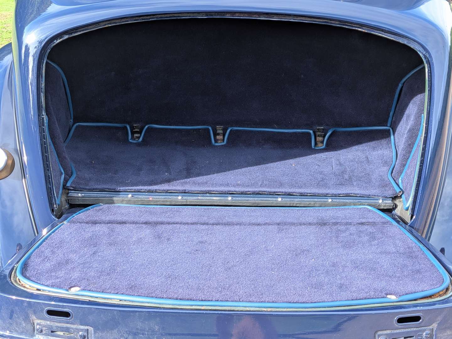 <p>1946 ROVER P2</p>