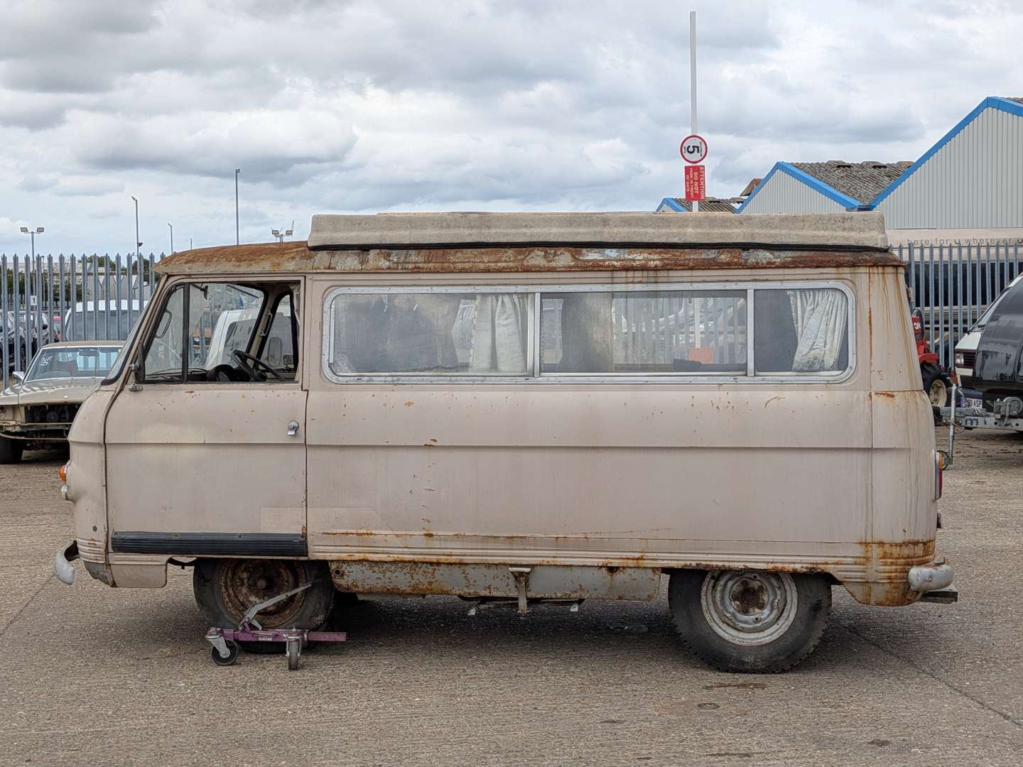 <p>1969 COMMER PB MOTOR CARAVAN</p>