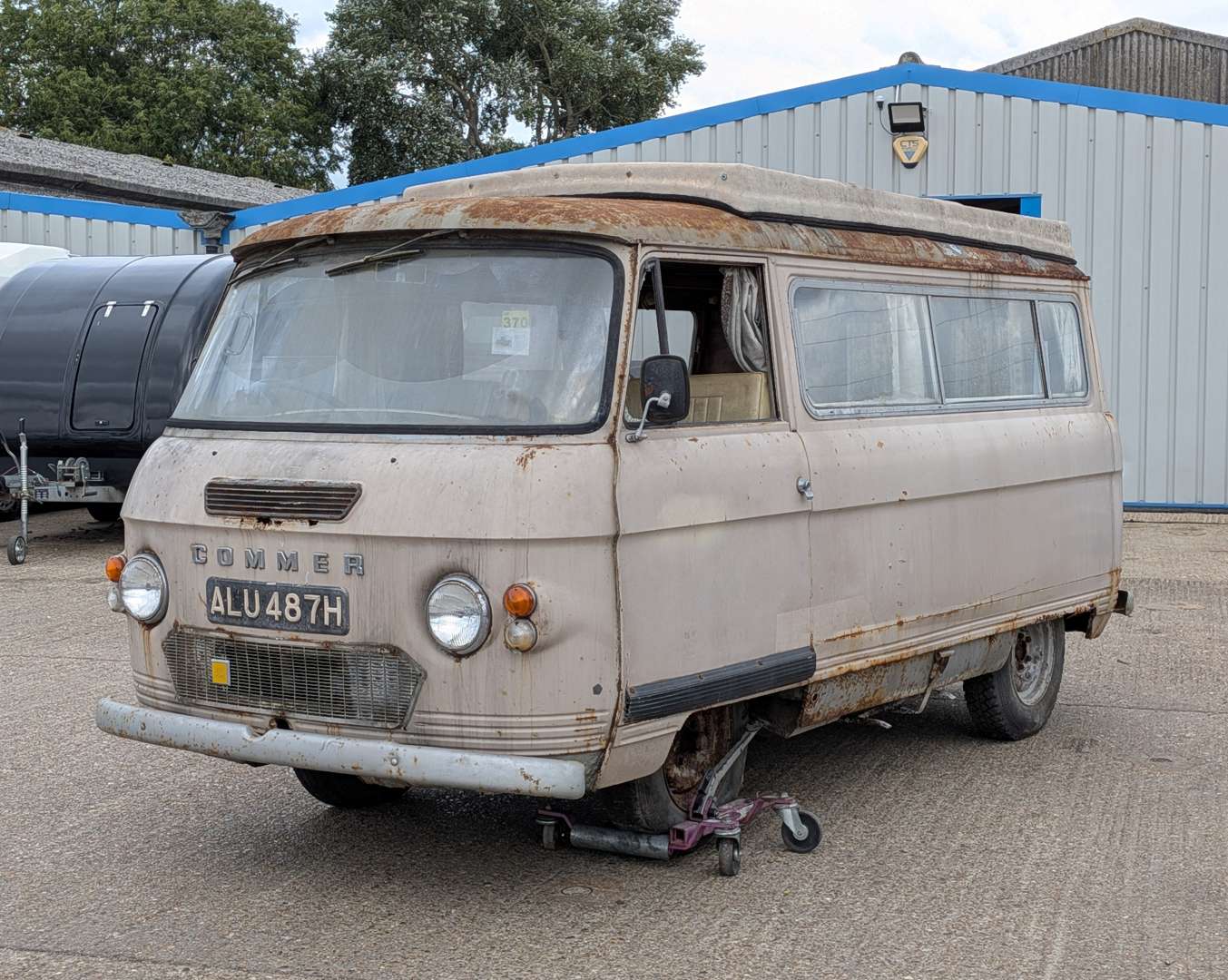 <p>1969 COMMER PB MOTOR CARAVAN</p>