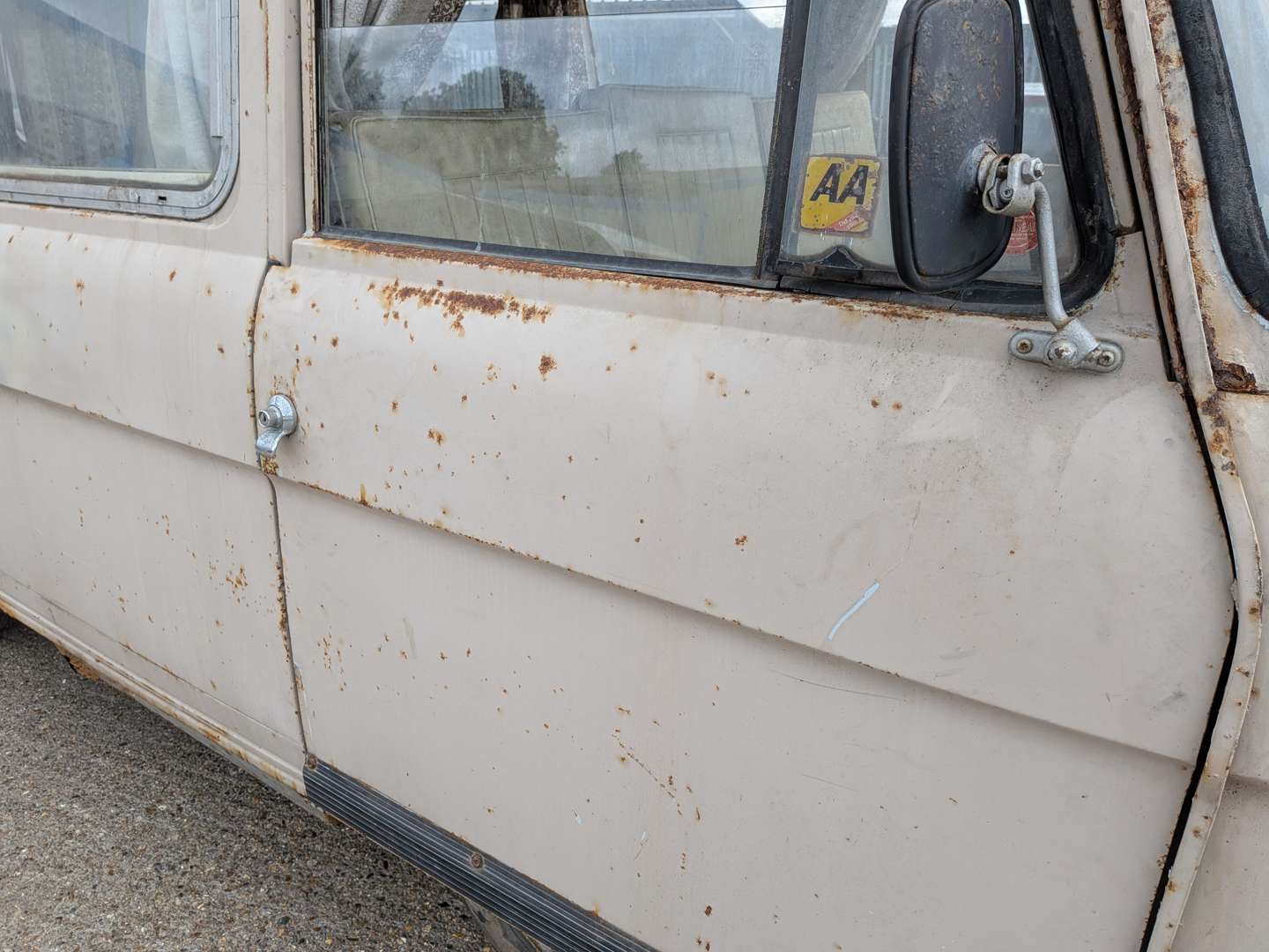 <p>1969 COMMER PB MOTOR CARAVAN</p>
