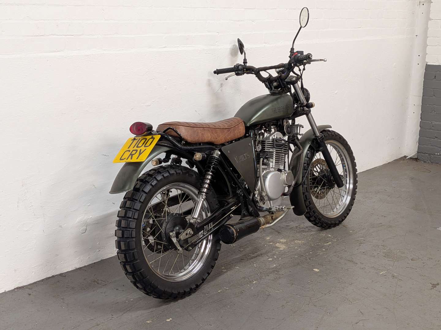 <p>2005 SUZUKI TU250 GRASSTRACKER</p>
