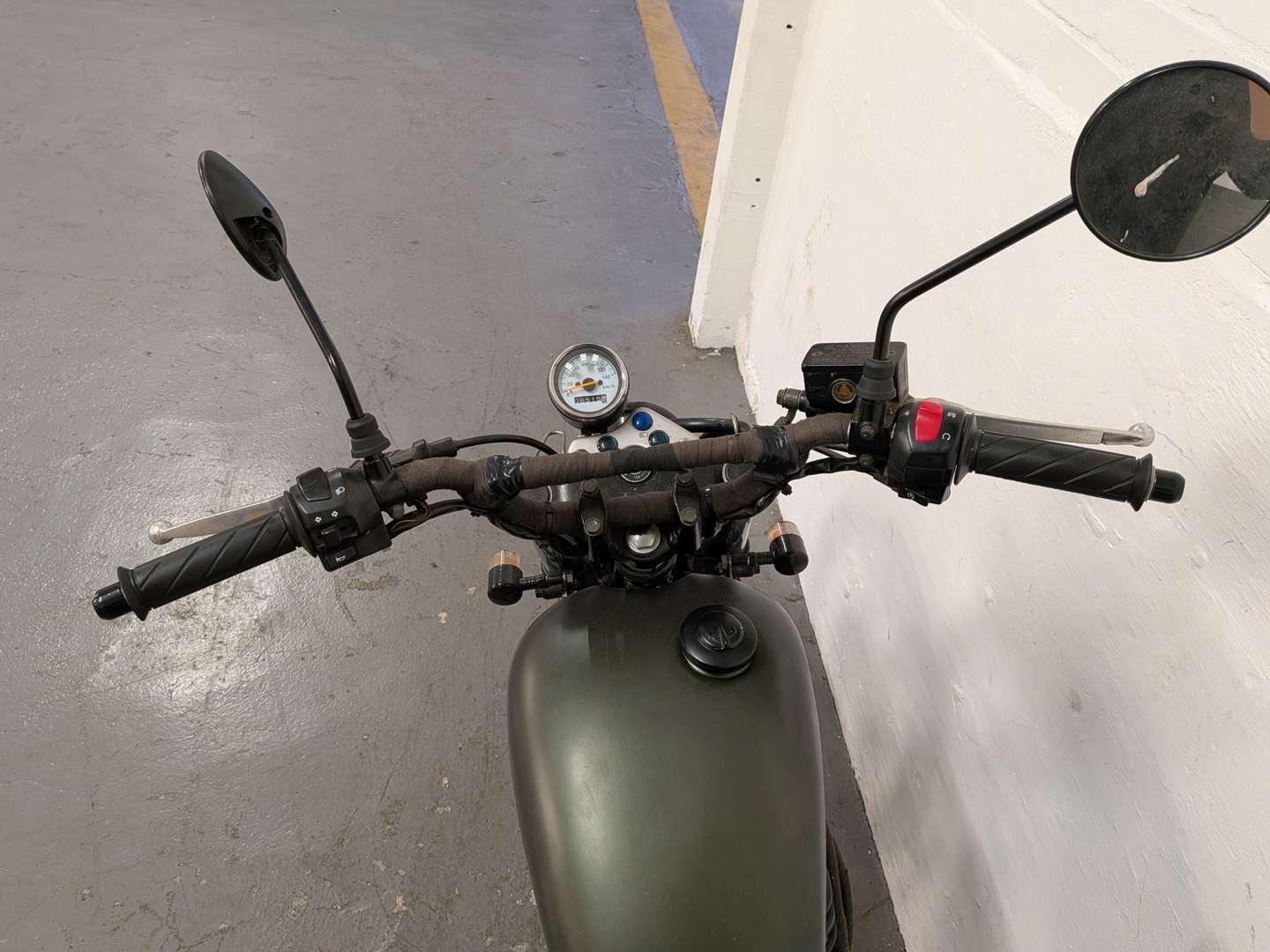 <p>2005 SUZUKI TU250 GRASSTRACKER</p>
