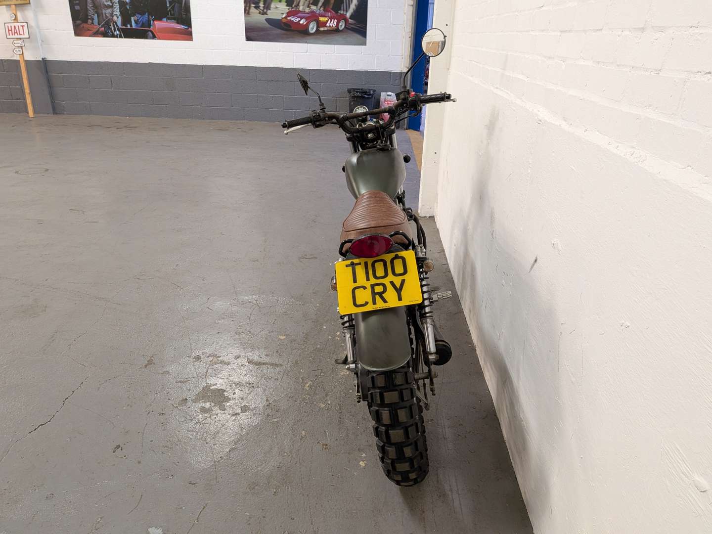 <p>2005 SUZUKI TU250 GRASSTRACKER</p>