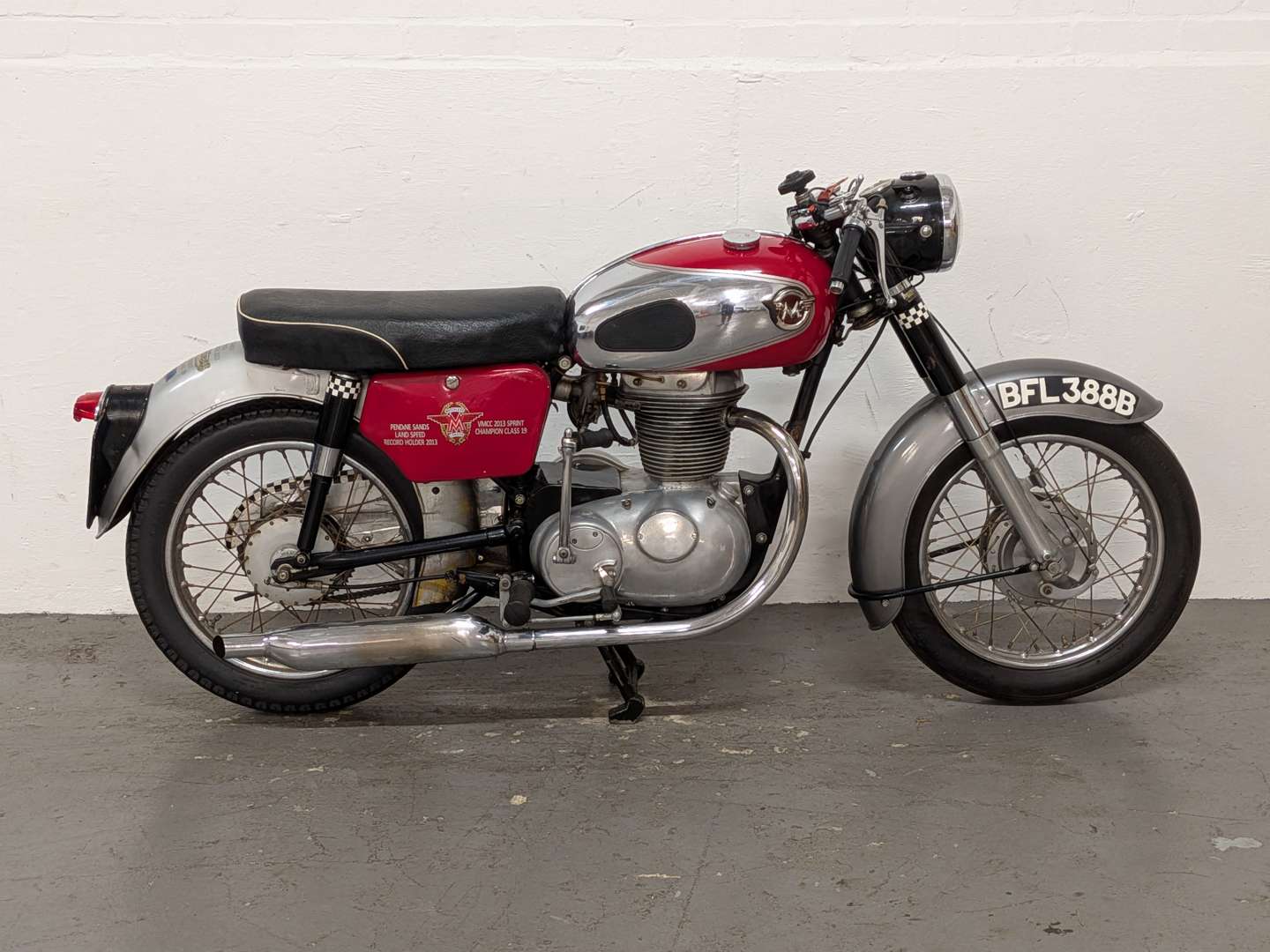 <p>1964 MATCHLESS G2CSR</p>