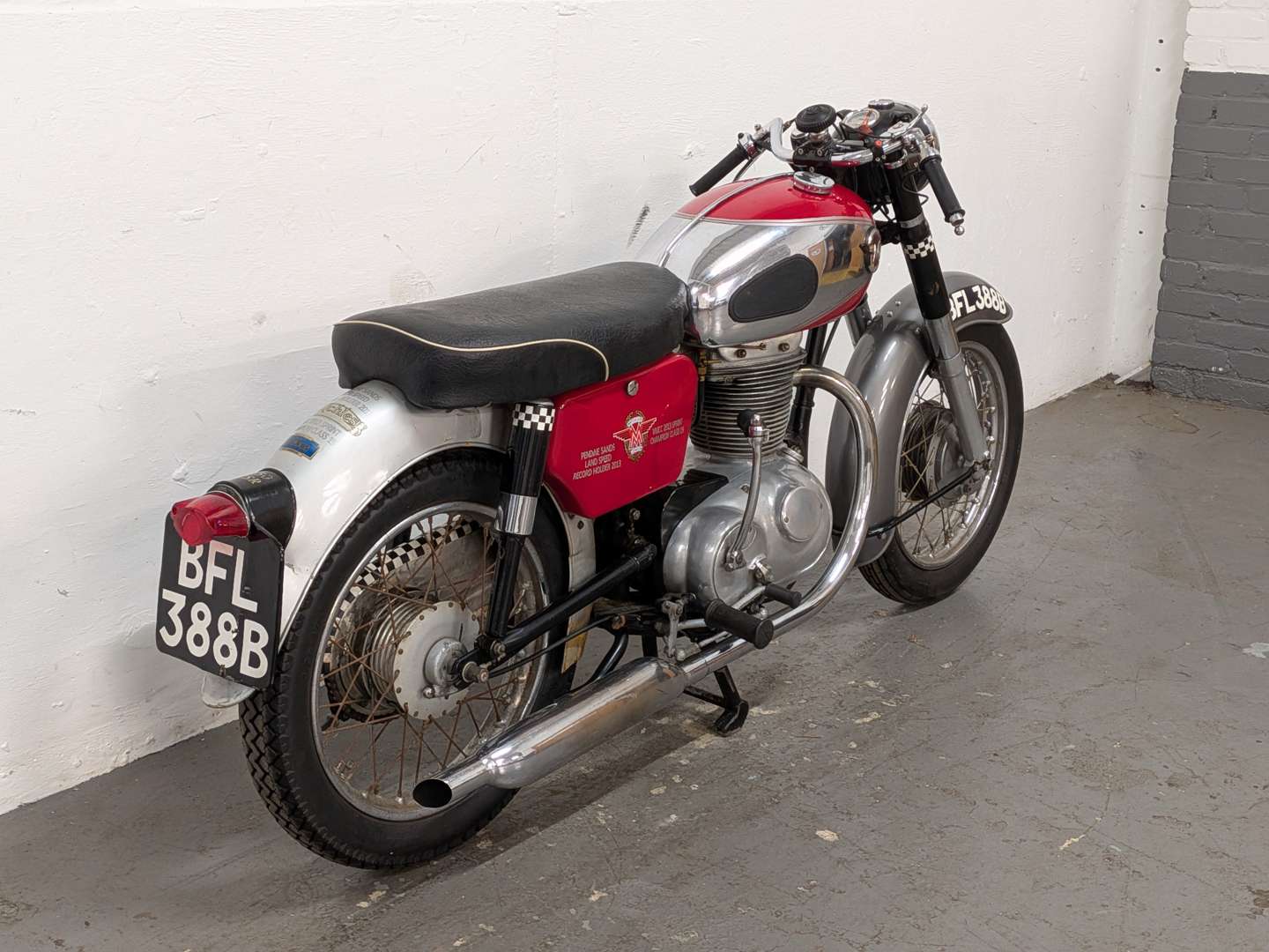 <p>1964 MATCHLESS G2CSR</p>