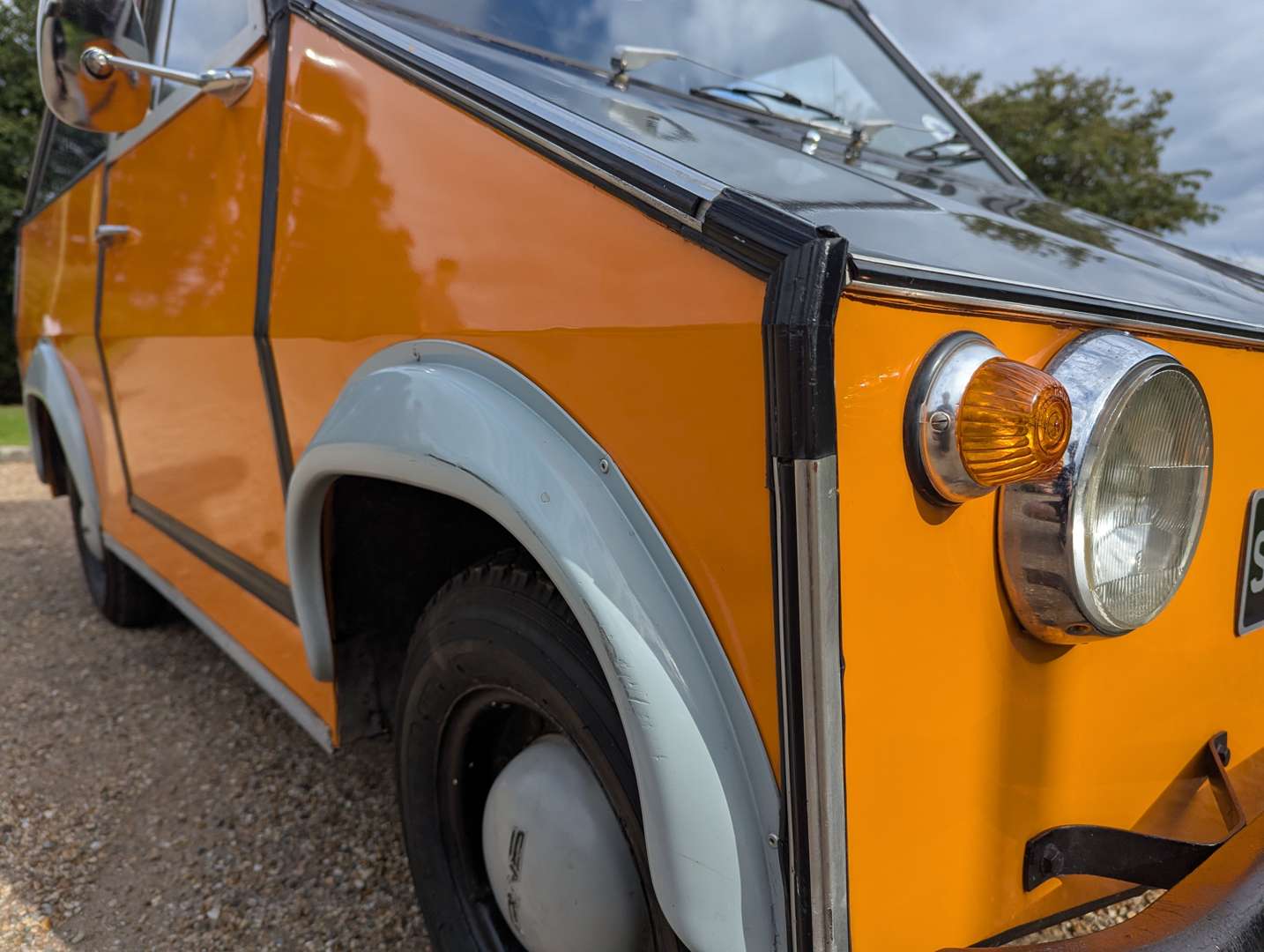 <p>1970 AWS SHOPPER GOGGOMOBIL LHD</p>