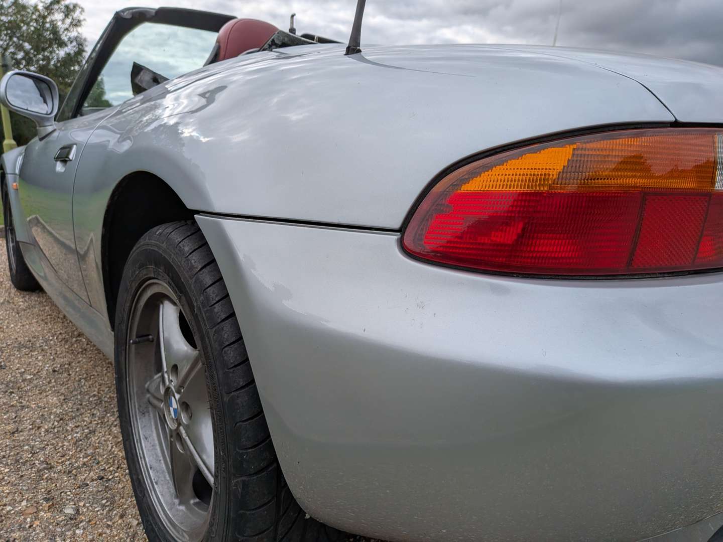 <p>1997 BMW Z3 1.9 ROADSTER</p>