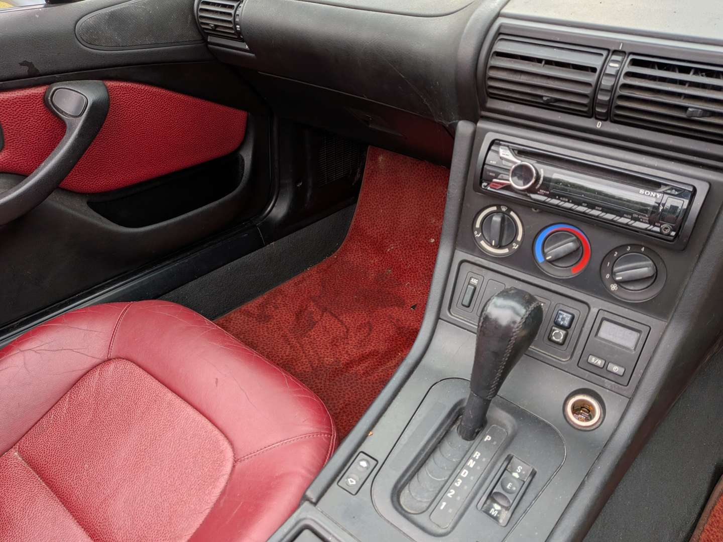 <p>1997 BMW Z3 1.9 ROADSTER</p>