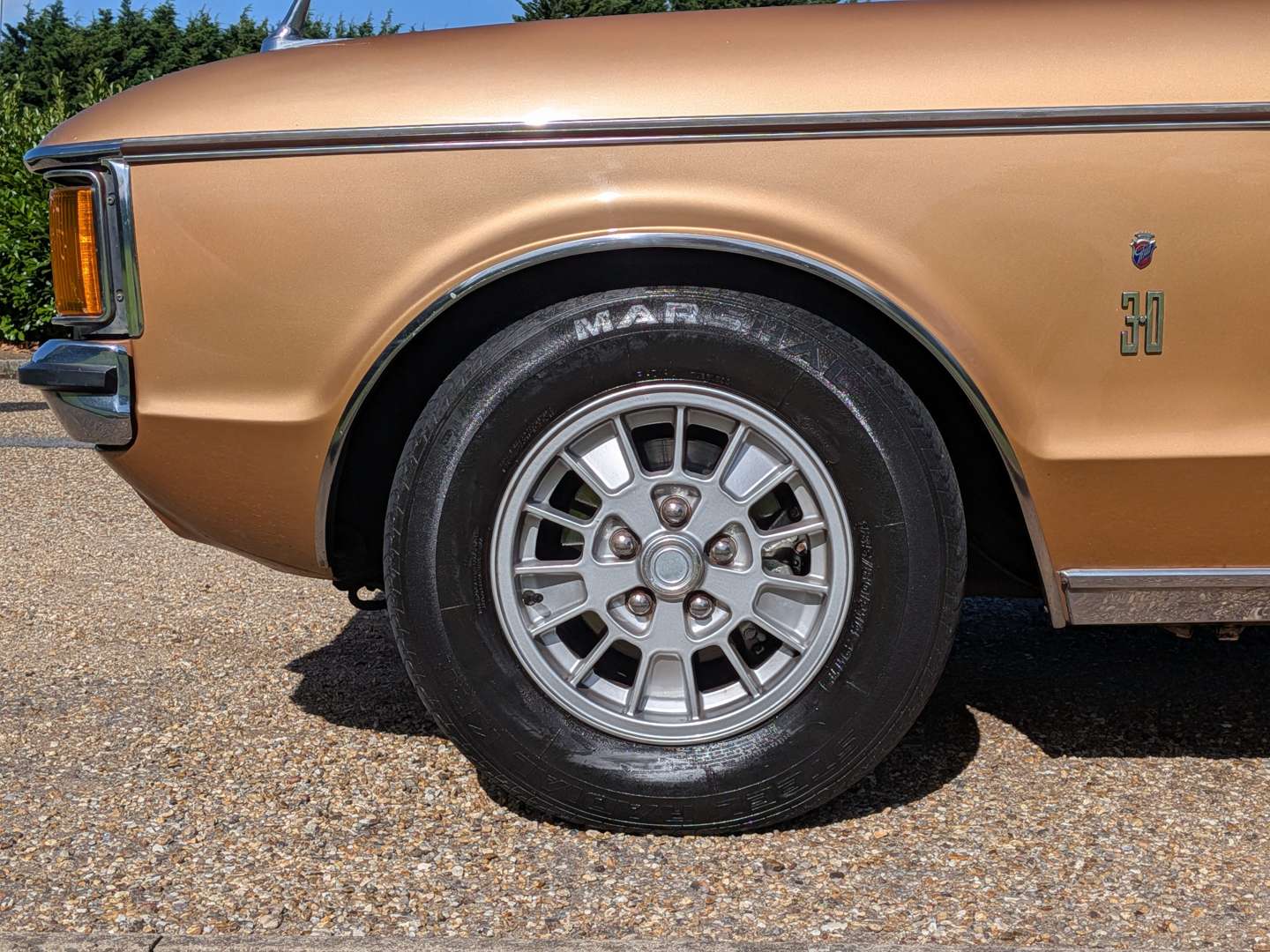 <p>1976 FORD GRANADA GHIA AUTO</p>