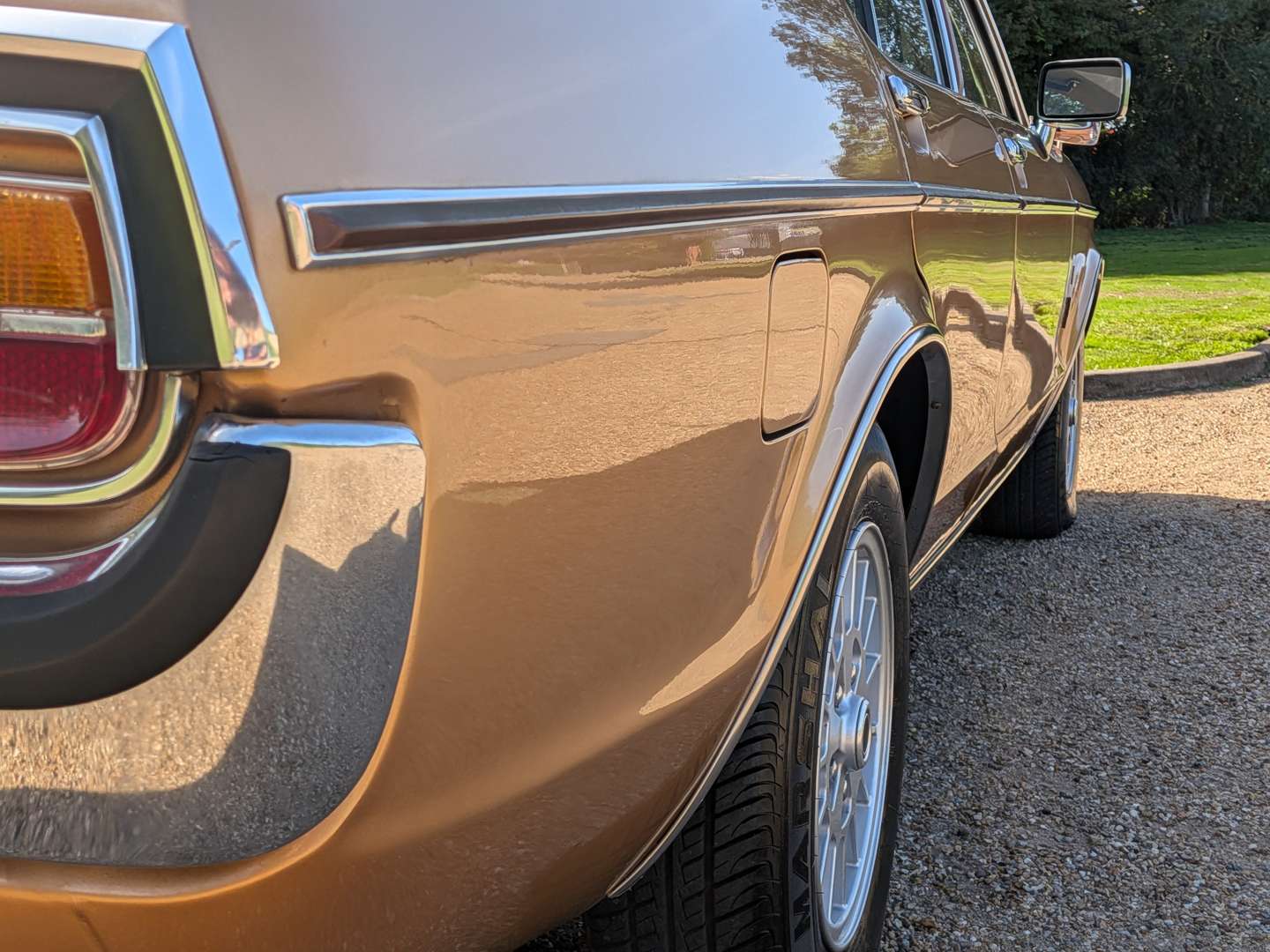 <p>1976 FORD GRANADA GHIA AUTO</p>