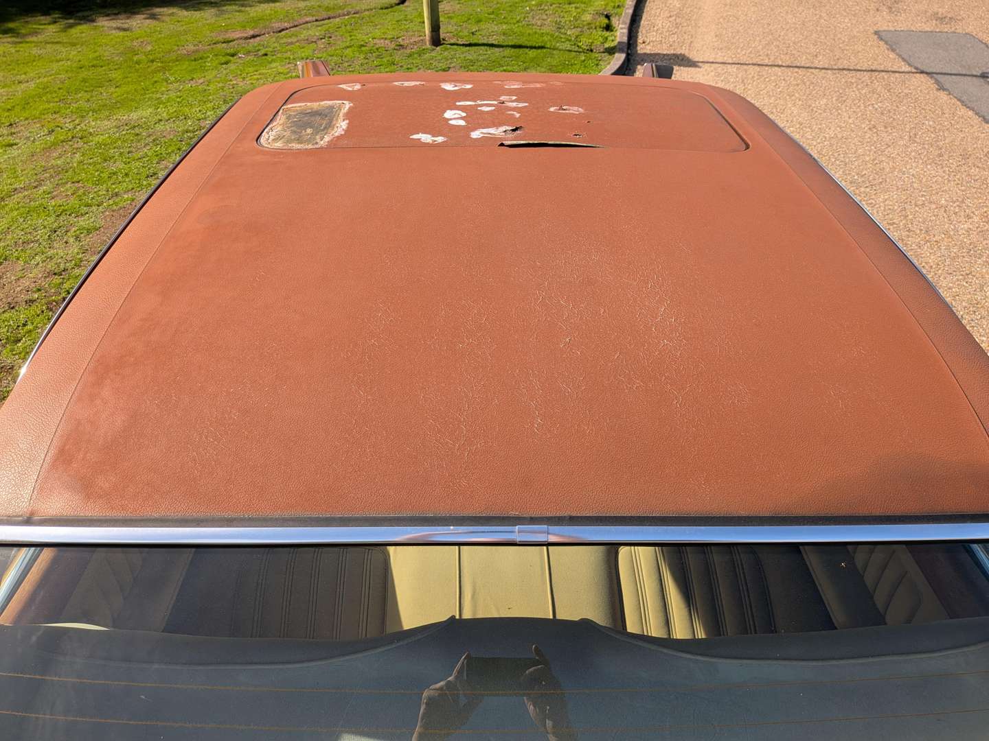 <p>1976 FORD GRANADA GHIA AUTO</p>
