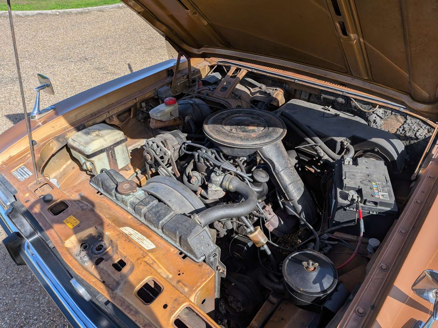 <p>1976 FORD GRANADA GHIA AUTO</p>