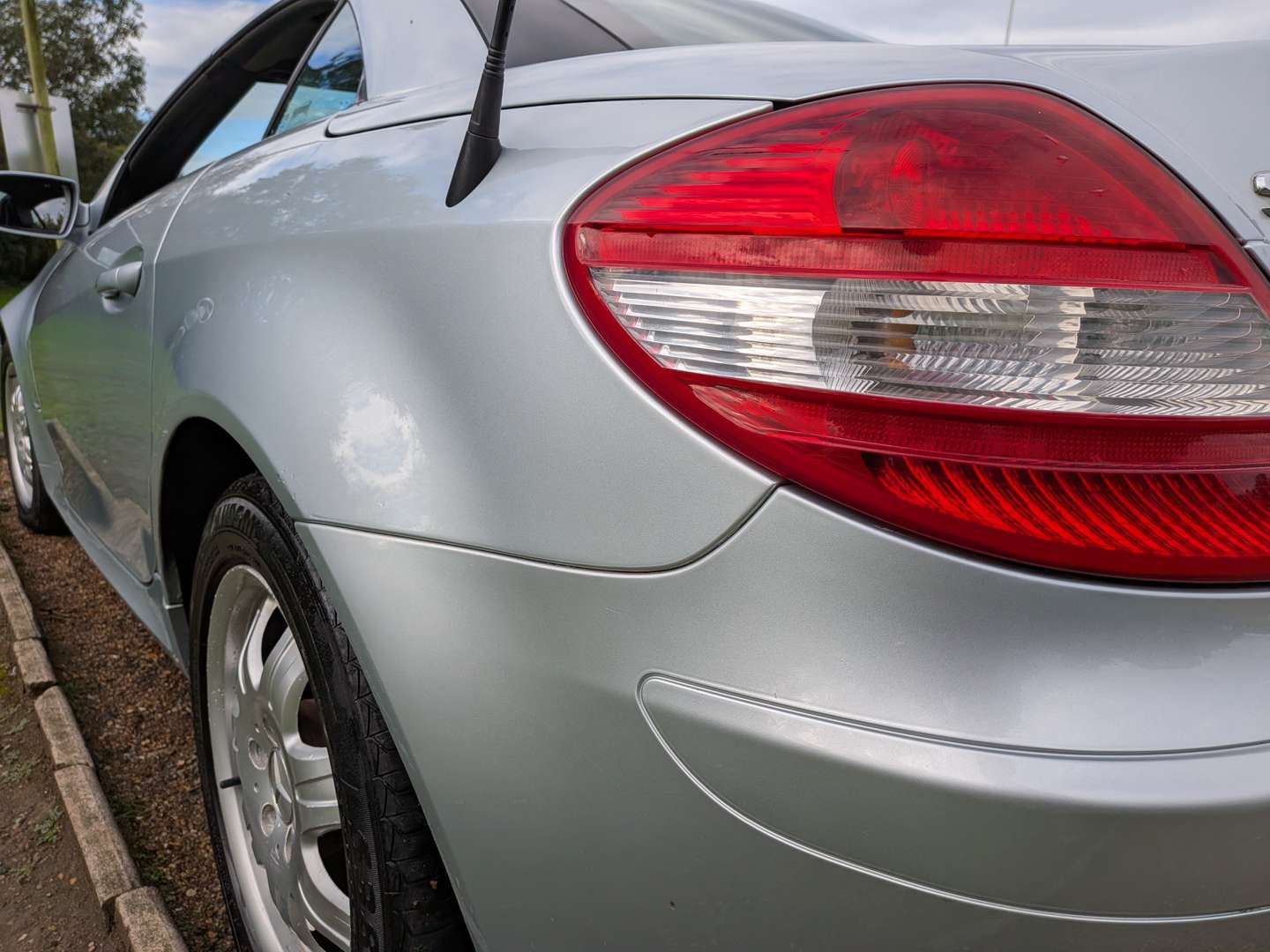 <p>2005 MERCEDES SLK 200 R171 KOMPRESSOR AUTO</p>