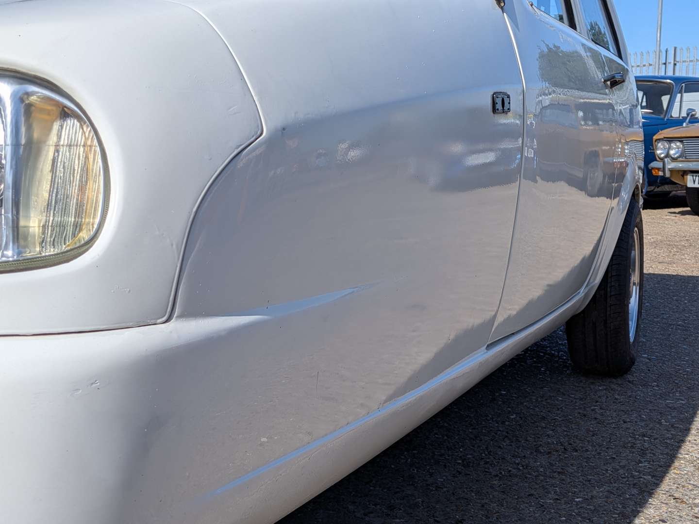 <p>1999 RELIANT ROBIN LX</p>