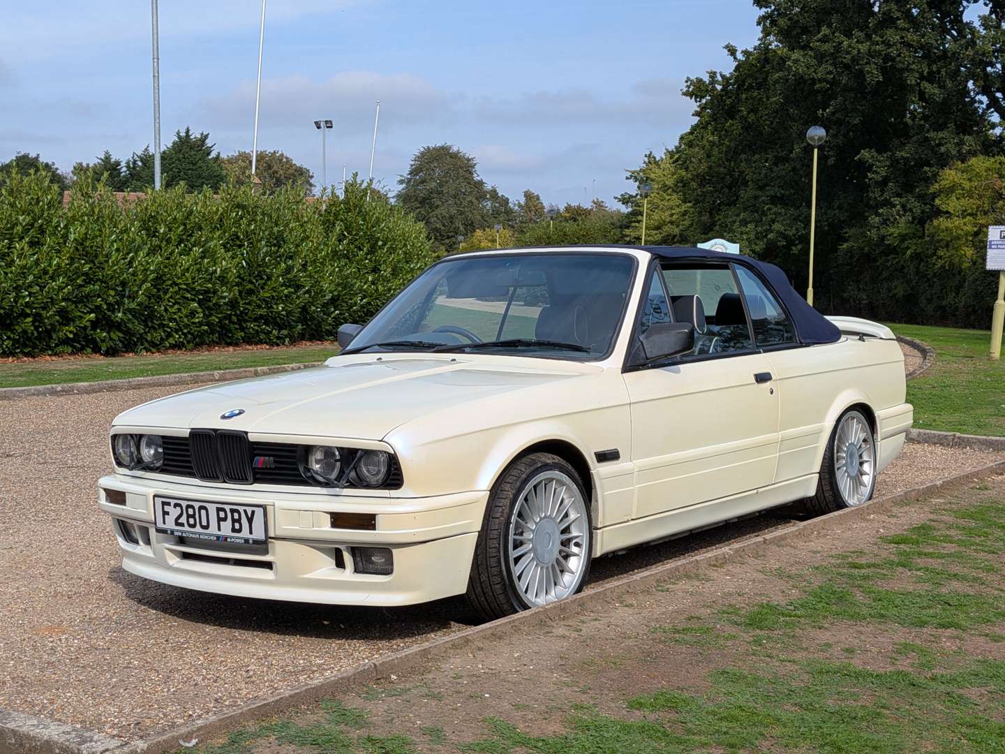 <p>1989 BMW E30 325I CABRIOLET AUTO</p>