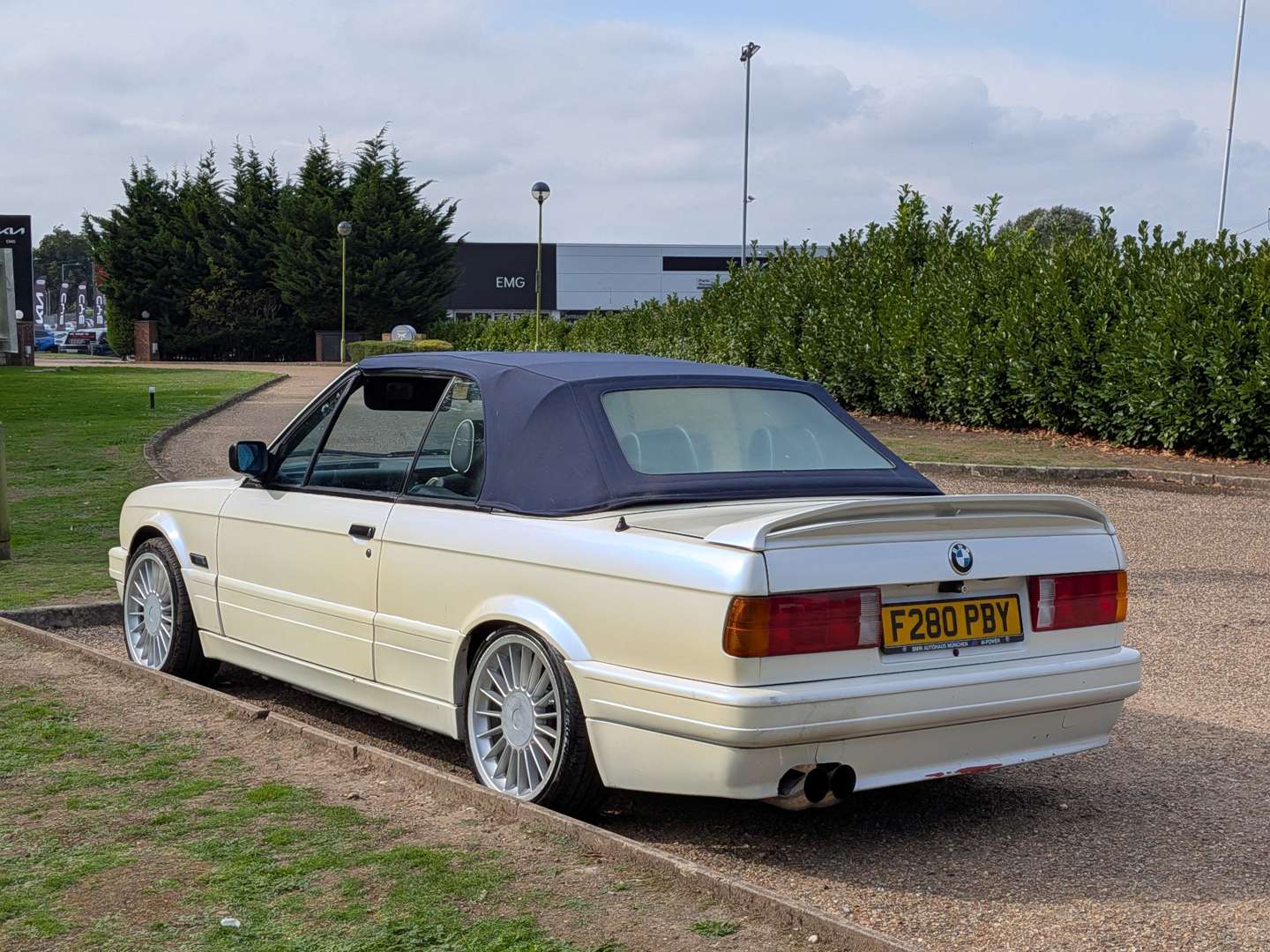 <p>1989 BMW E30 325I CABRIOLET AUTO</p>