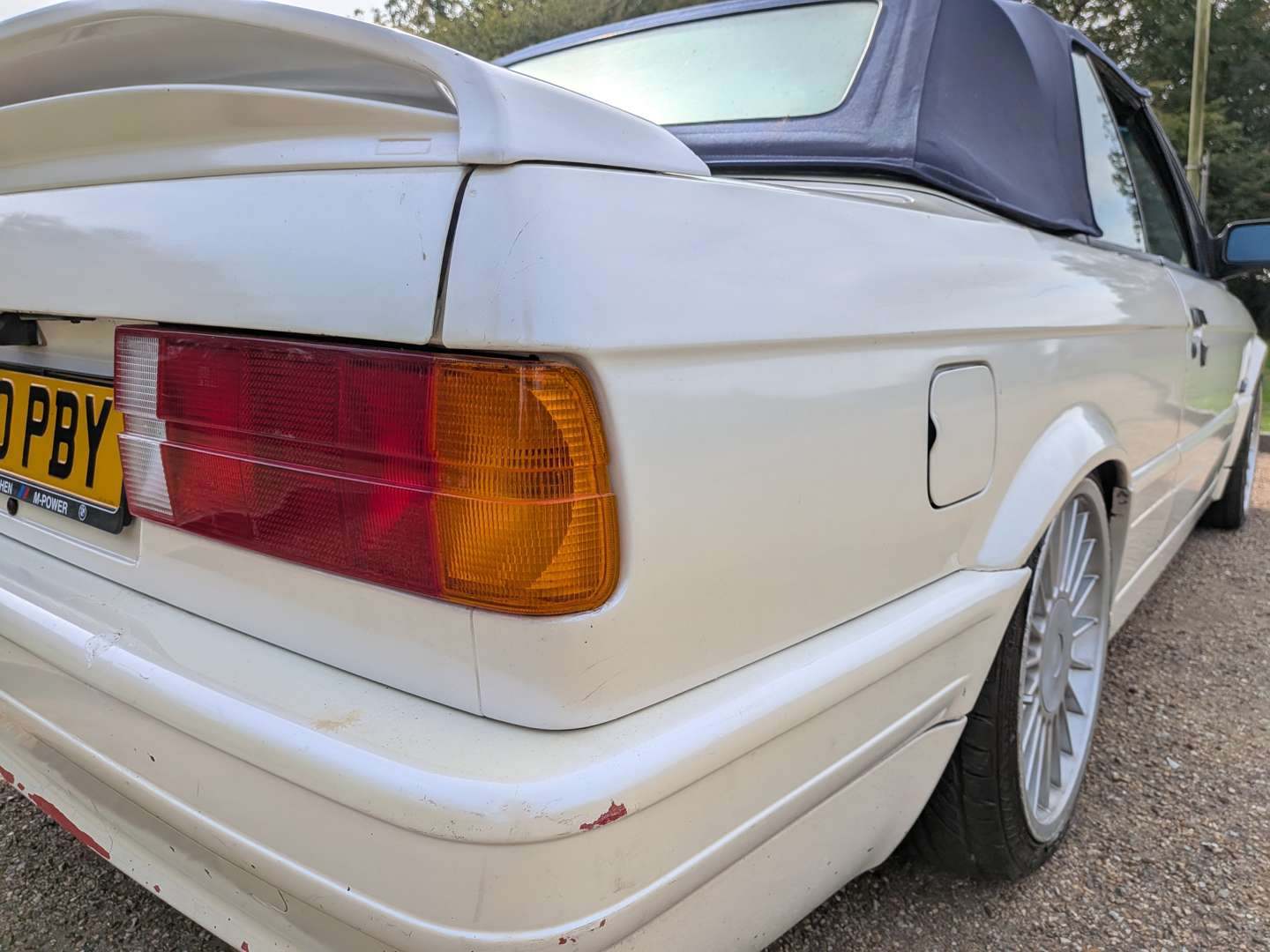 <p>1989 BMW E30 325I CABRIOLET AUTO</p>