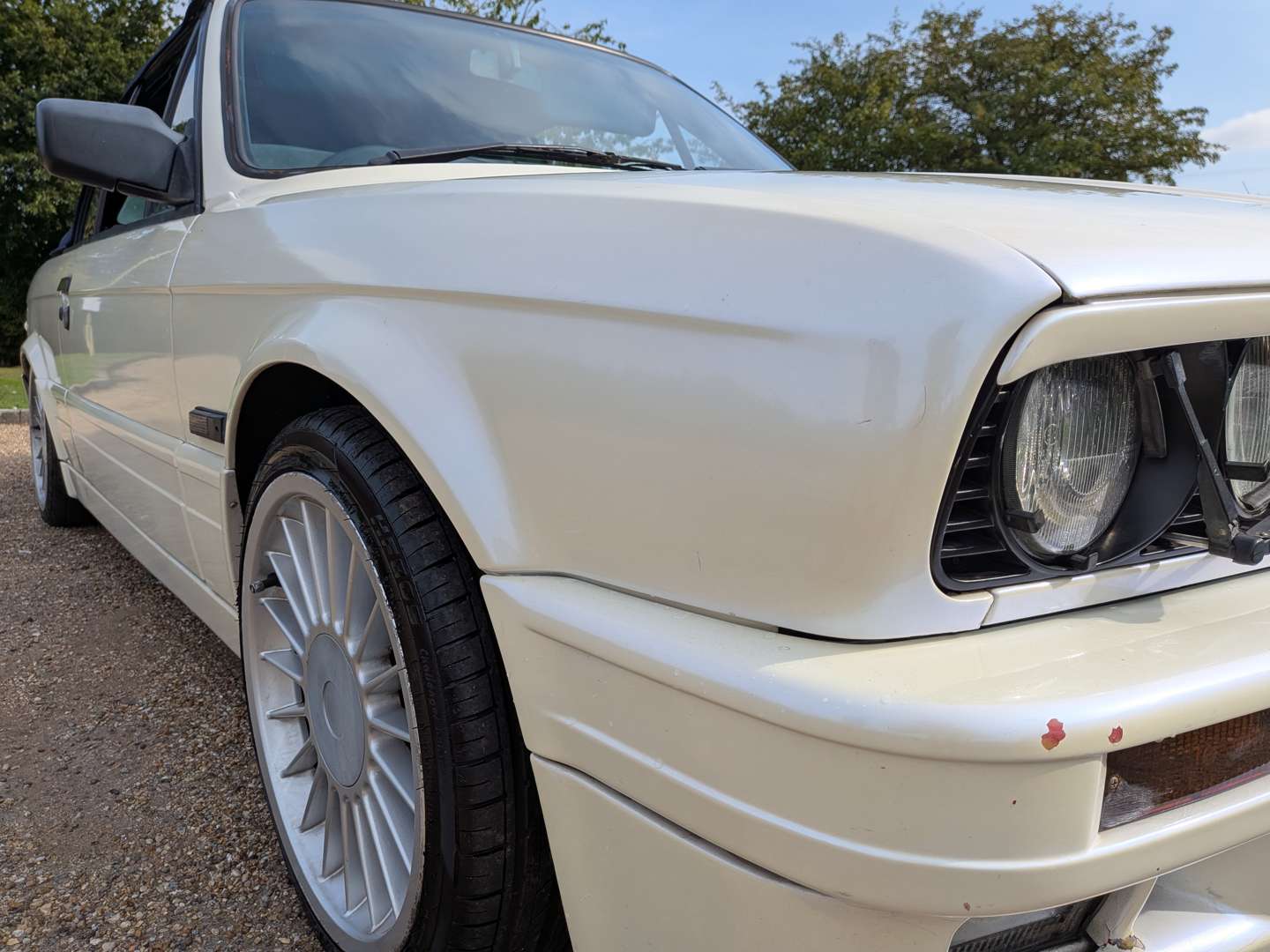 <p>1989 BMW E30 325I CABRIOLET AUTO</p>