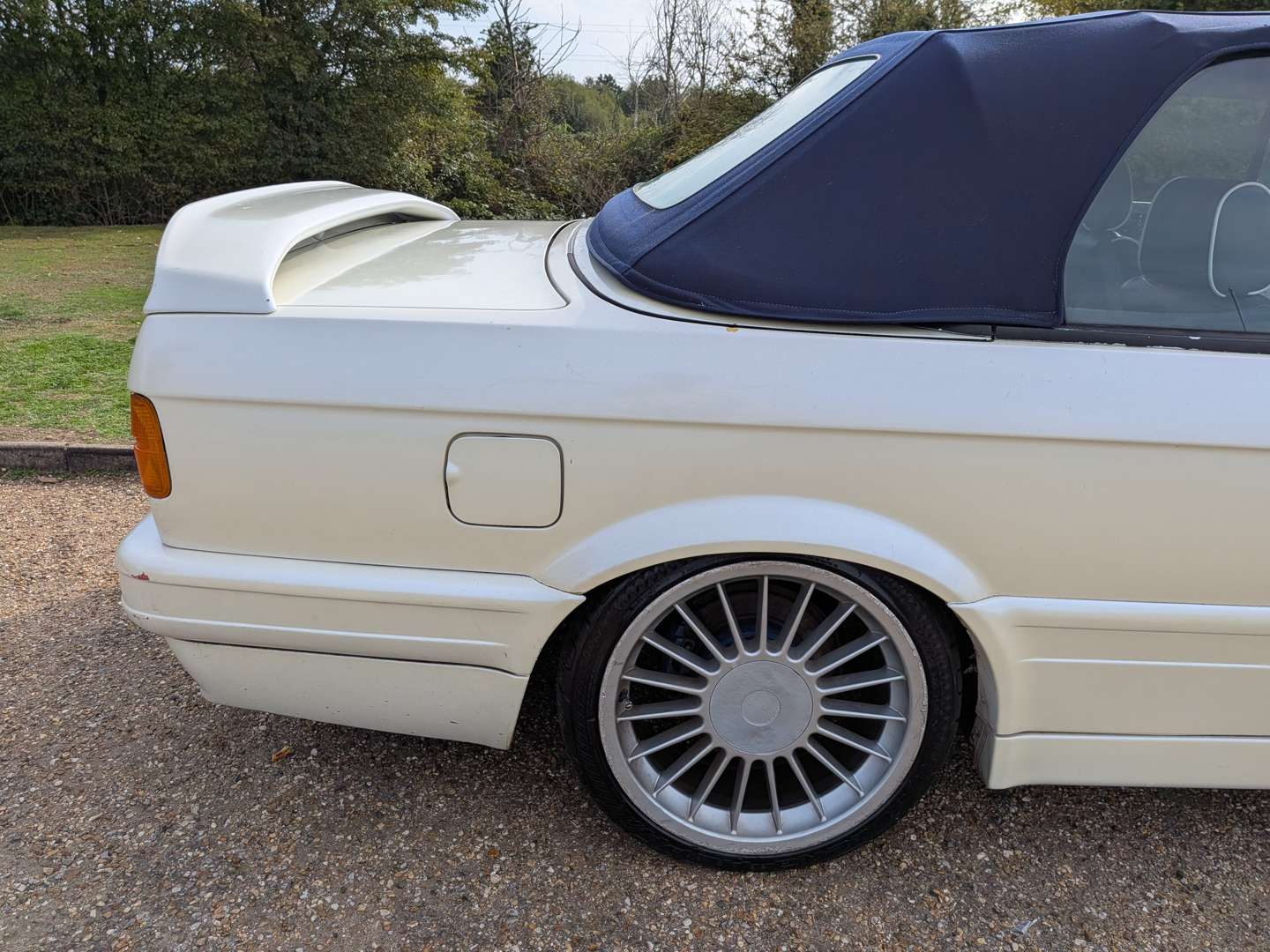 <p>1989 BMW E30 325I CABRIOLET AUTO</p>