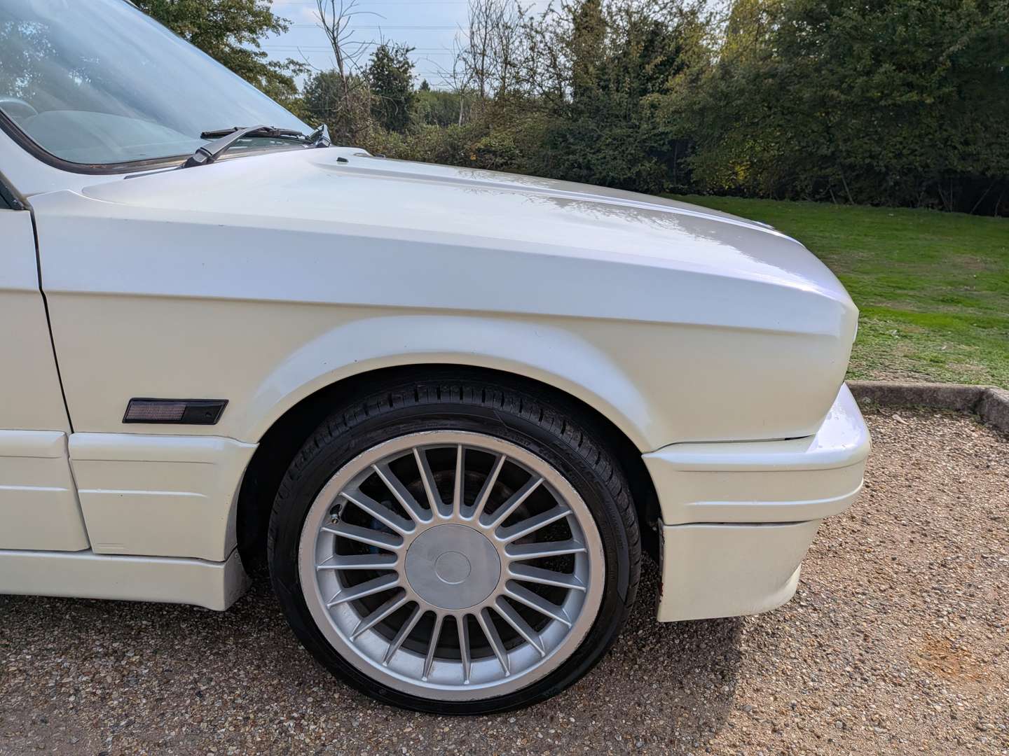 <p>1989 BMW E30 325I CABRIOLET AUTO</p>
