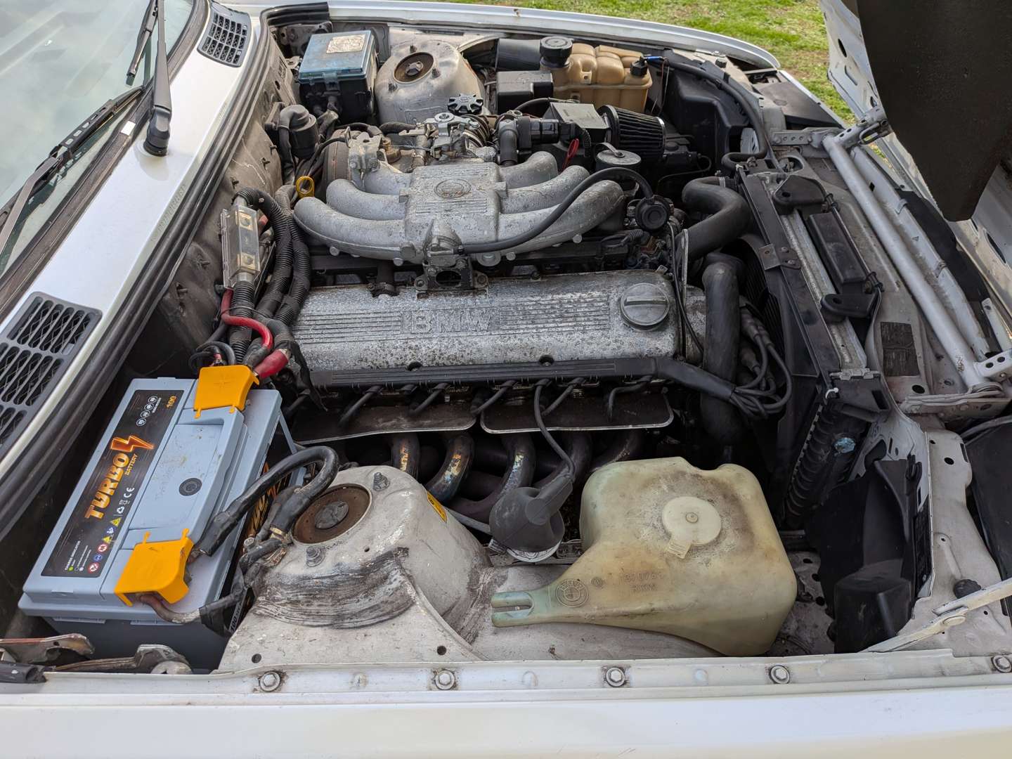 <p>1989 BMW E30 325I CABRIOLET AUTO</p>